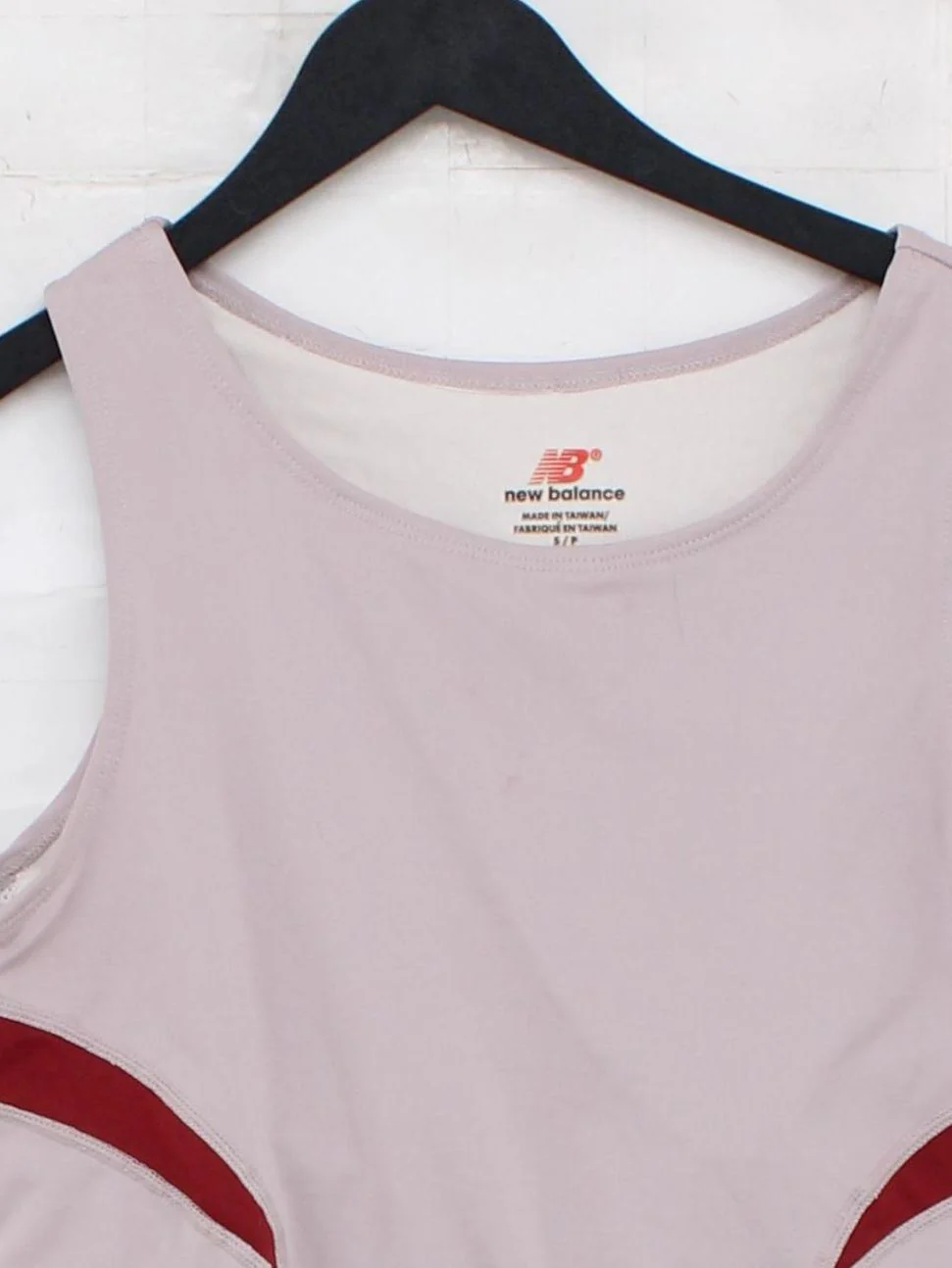 New Balance Women's T-Shirt S Purple Polyester with Elastane Sleeveless Basic - Image 3