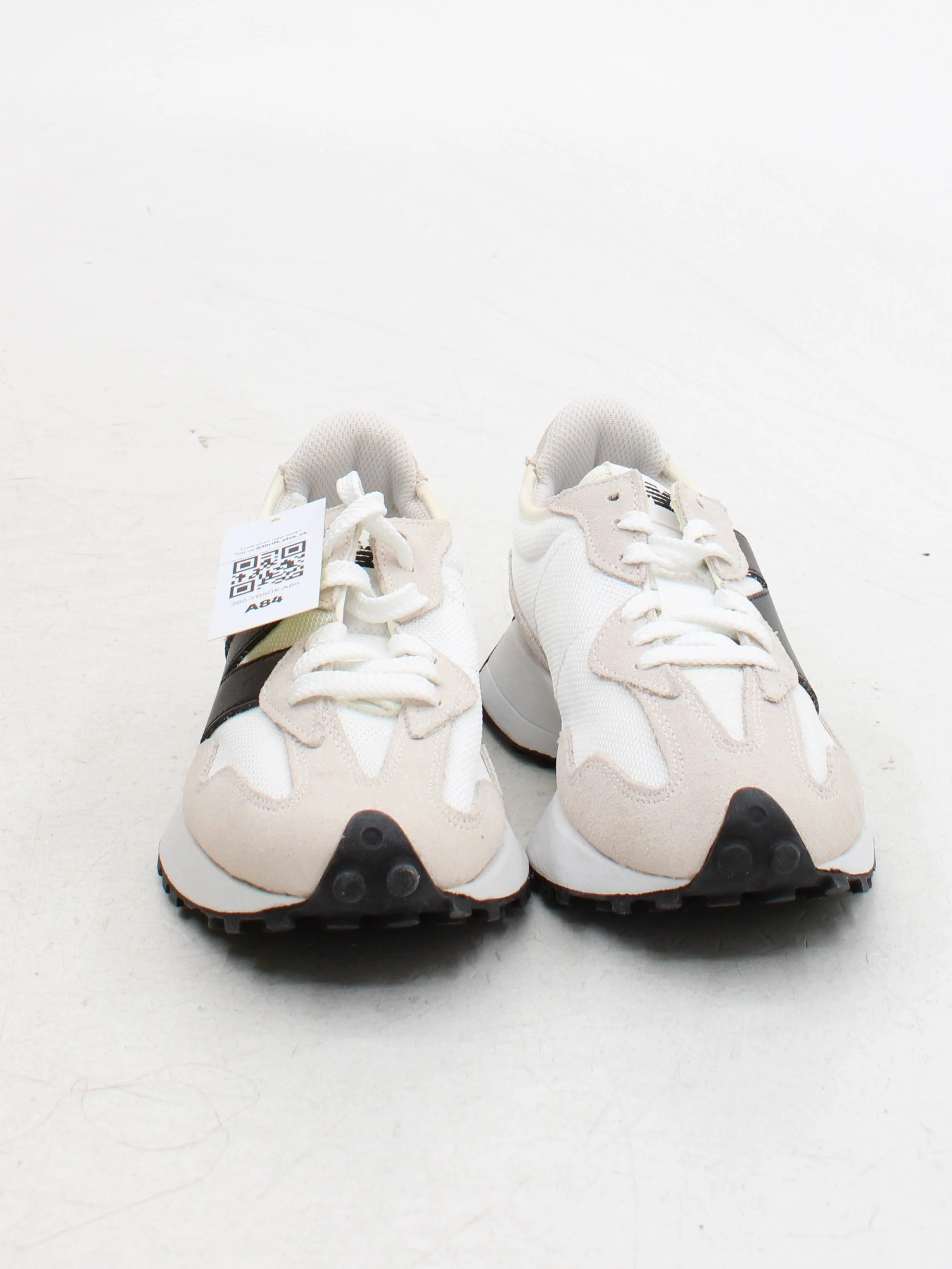 New Balance Women's Trainers EU39.5 in White - Image 2