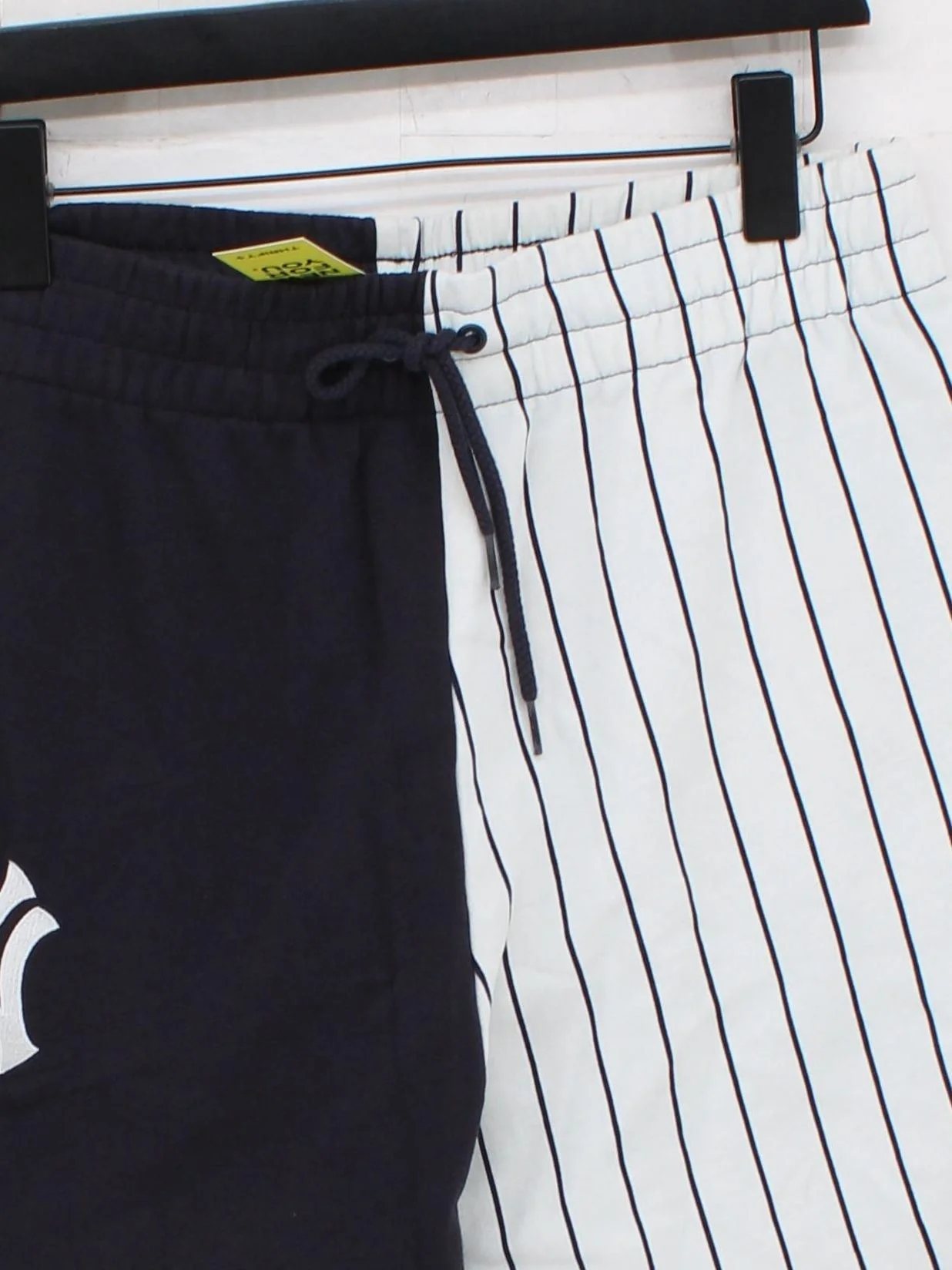New Era Men's Shorts M Multi Striped Cotton with Polyester Sweat - Image 3