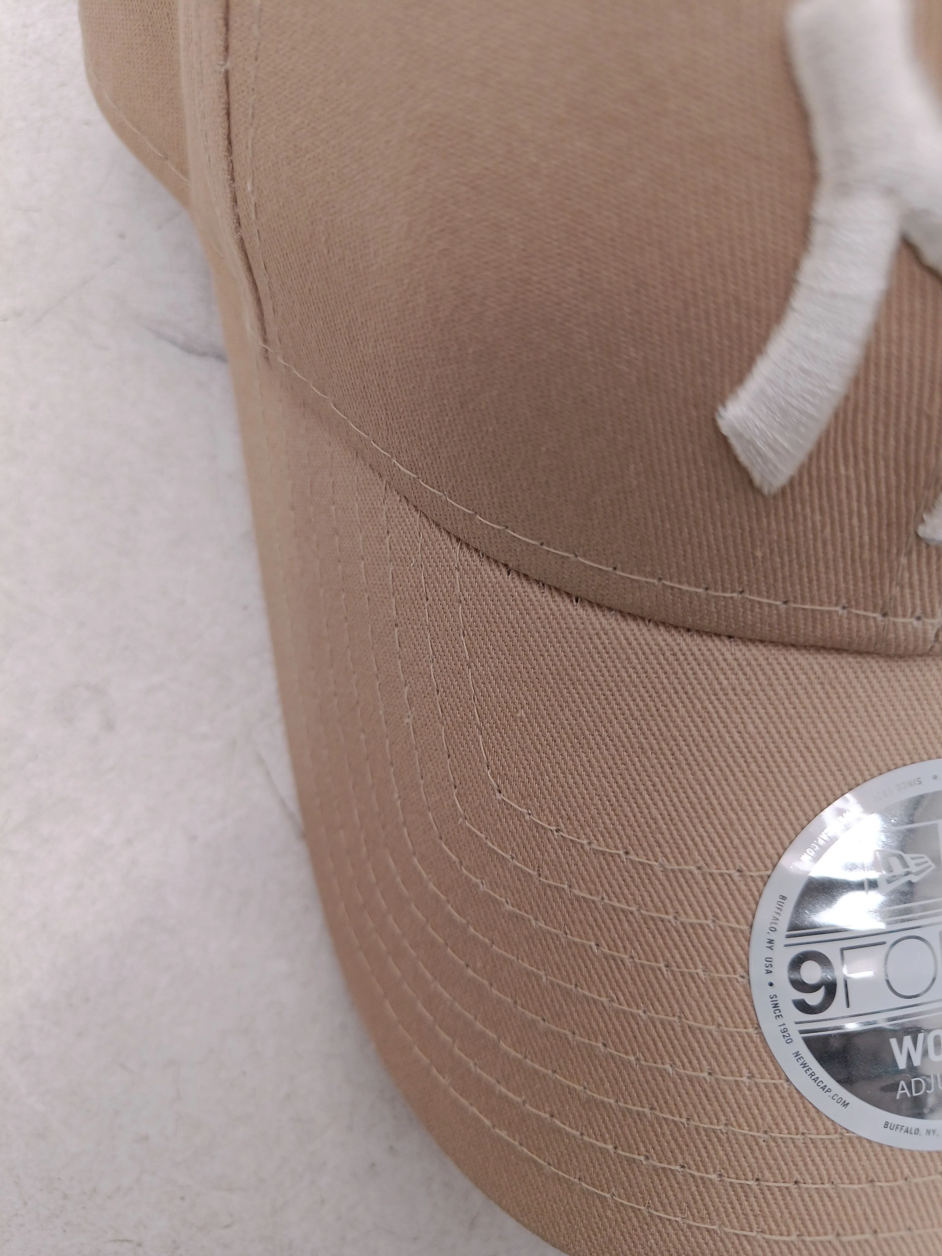 New Era Women's Hat Tan 100% Cotton Baseball Cap New with tags - Image 3