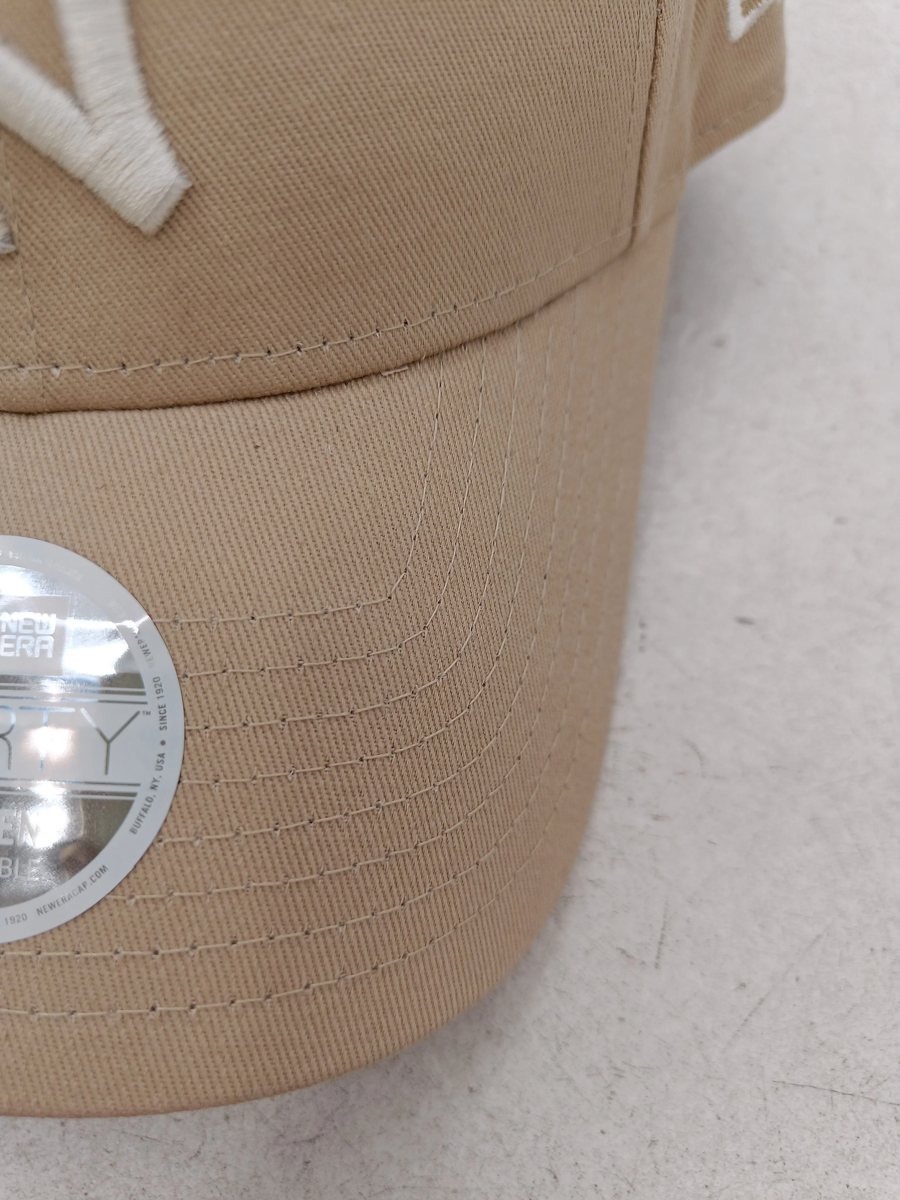 New Era Women's Hat Tan 100% Cotton Baseball Cap New with tags - Image 3