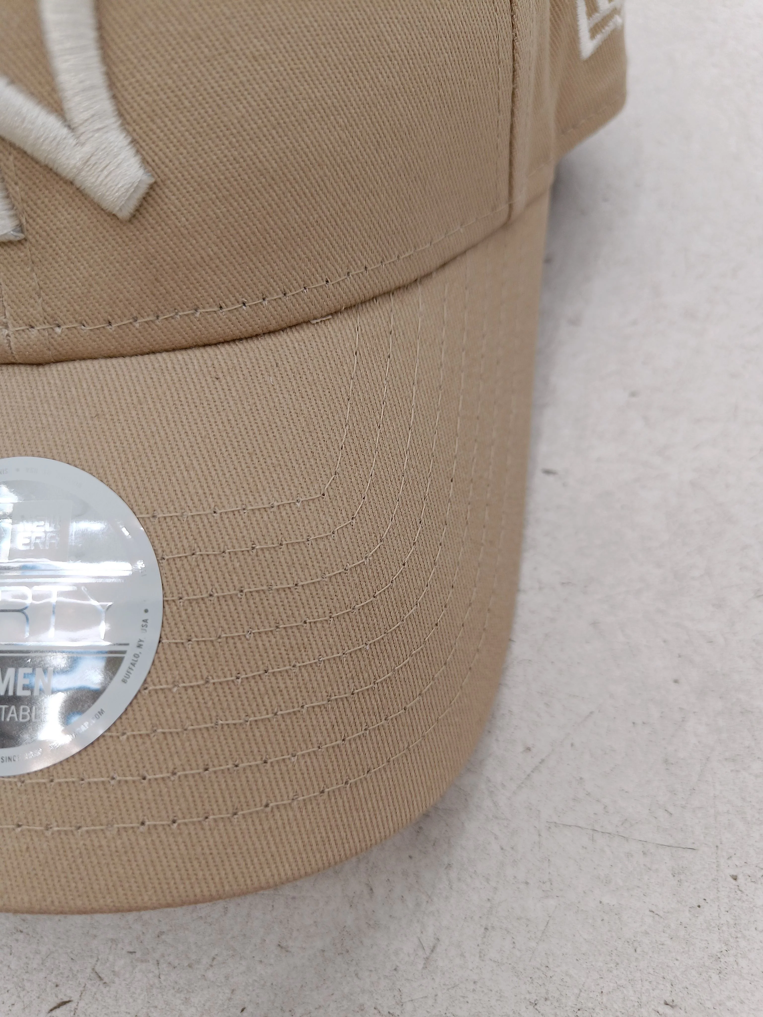 New Era Women's Hat Tan 100% Cotton Baseball Cap New with tags - Image 3
