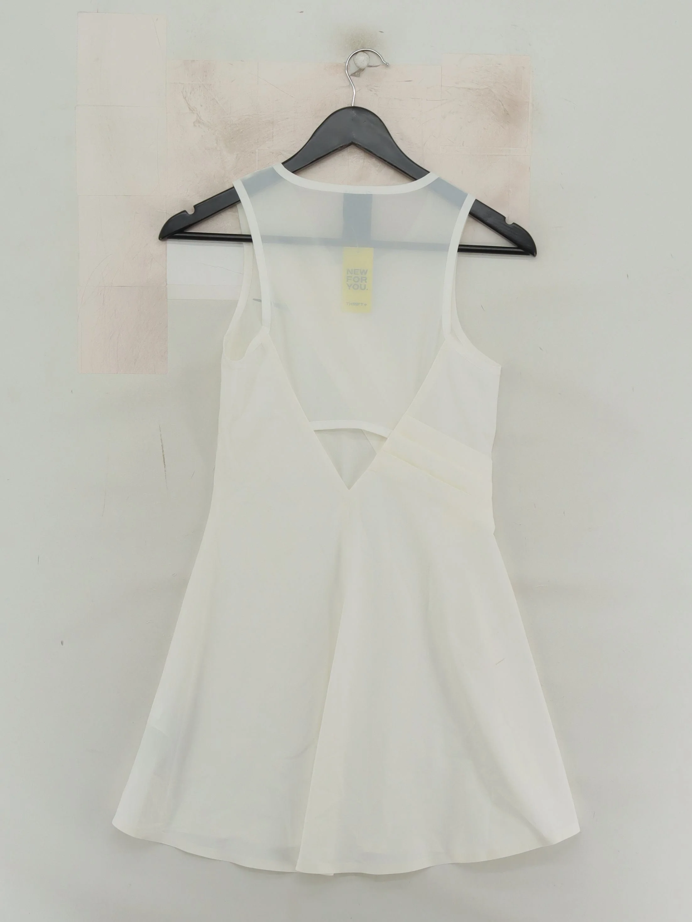 Nike A-Line Mini Dress XS in White - Image 2