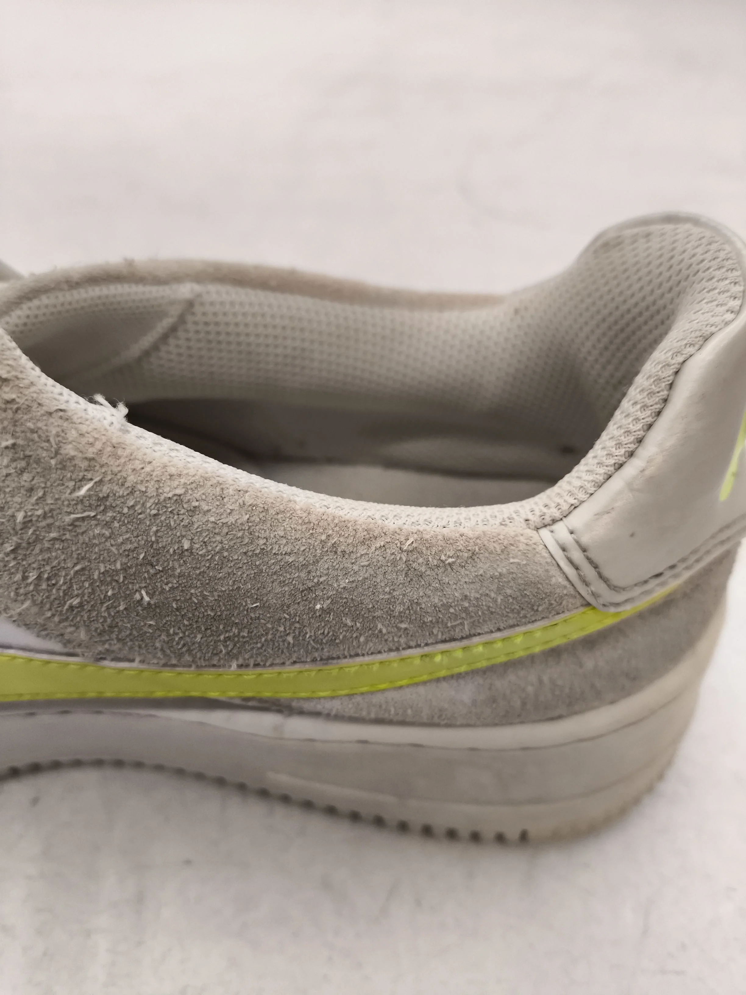 Nike Air Force 1 Women's Trainers EU40.5 in White - Image 9