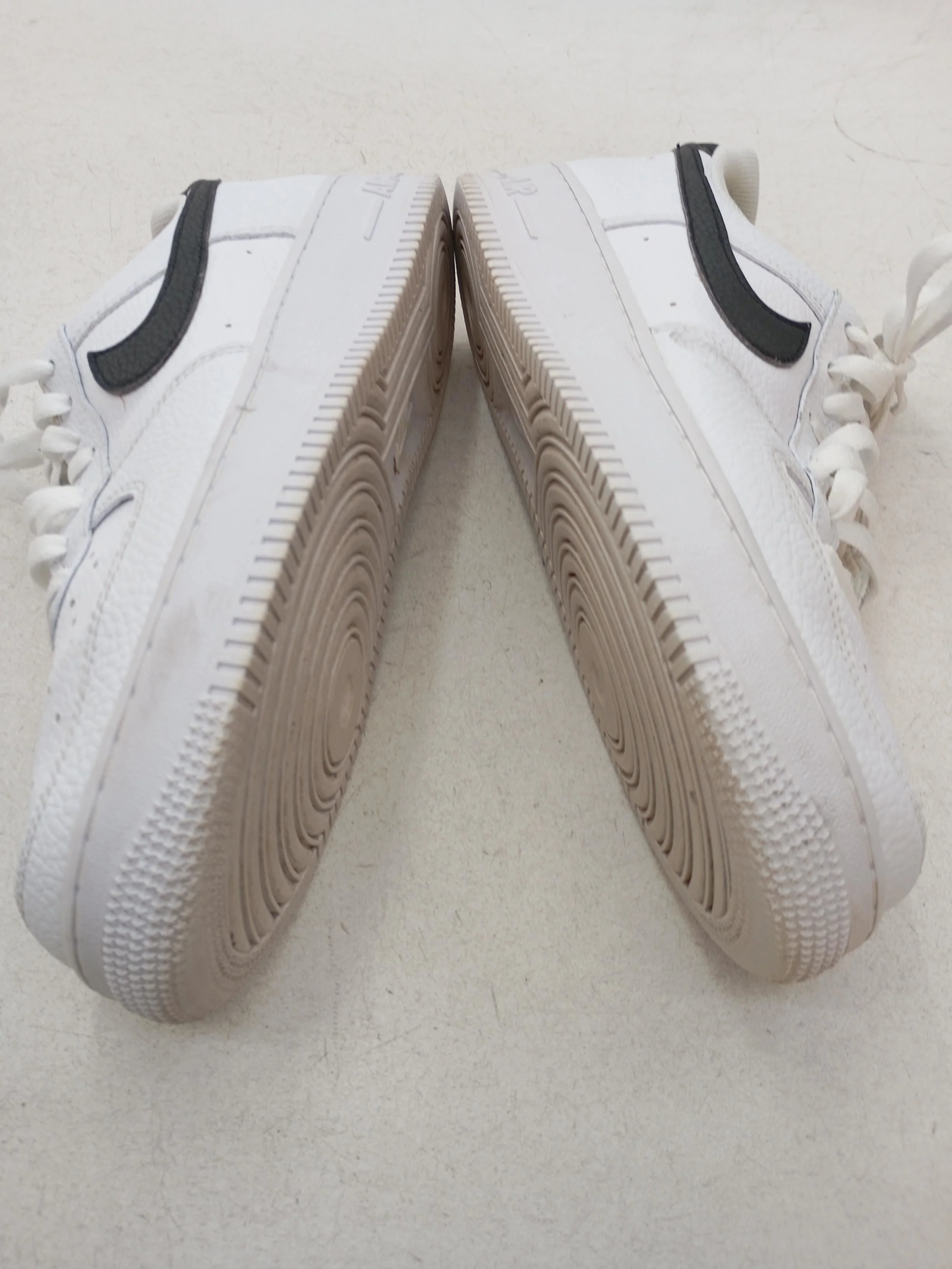 Nike Air Force 1 Women's Trainers EU42.5 in White - Image 7