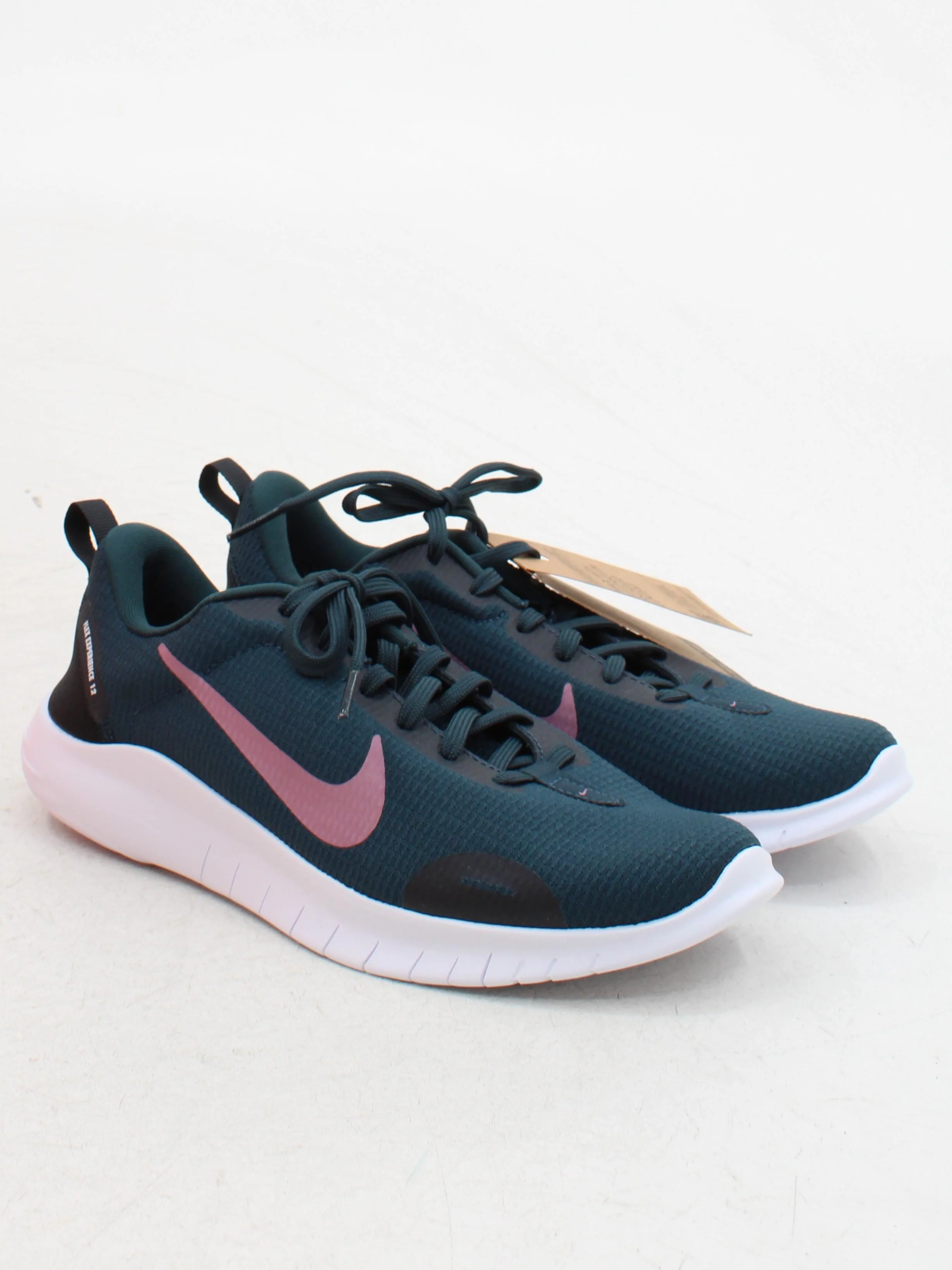 Nike FLEX EXPERIENCE 12 Women's Trainers EU40.5 in Green - Image 4