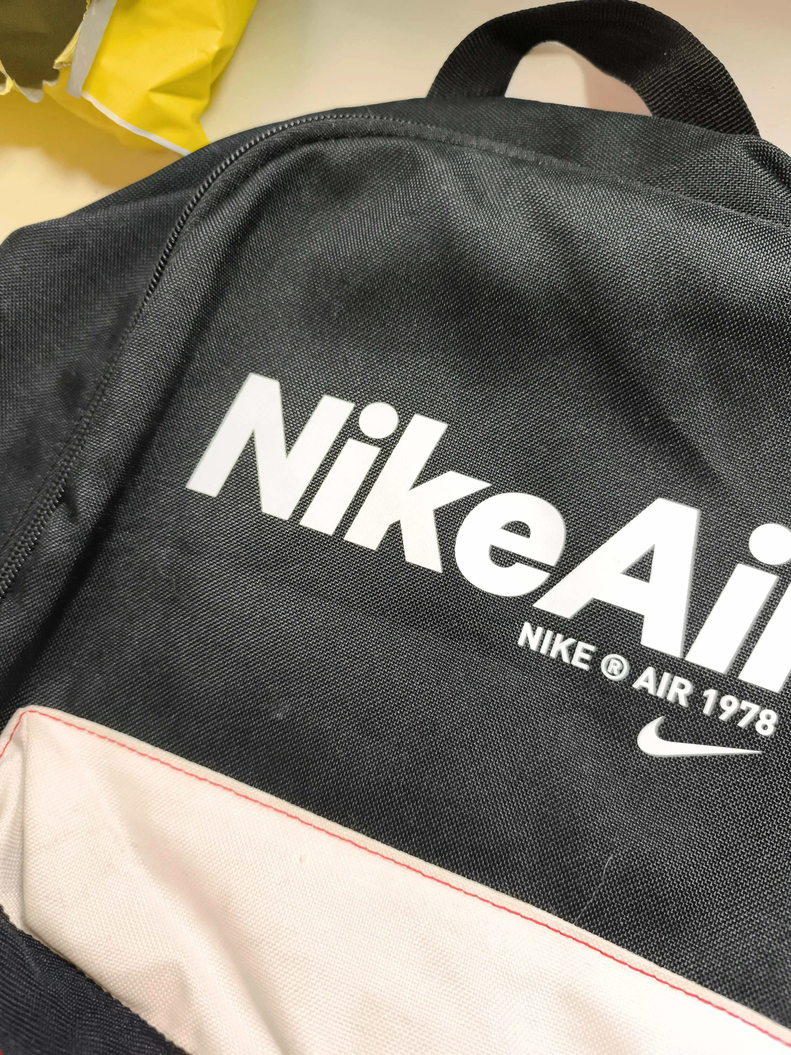 Nike Men's Bag Black Graphic 100% Polyester Backpack - Image 6