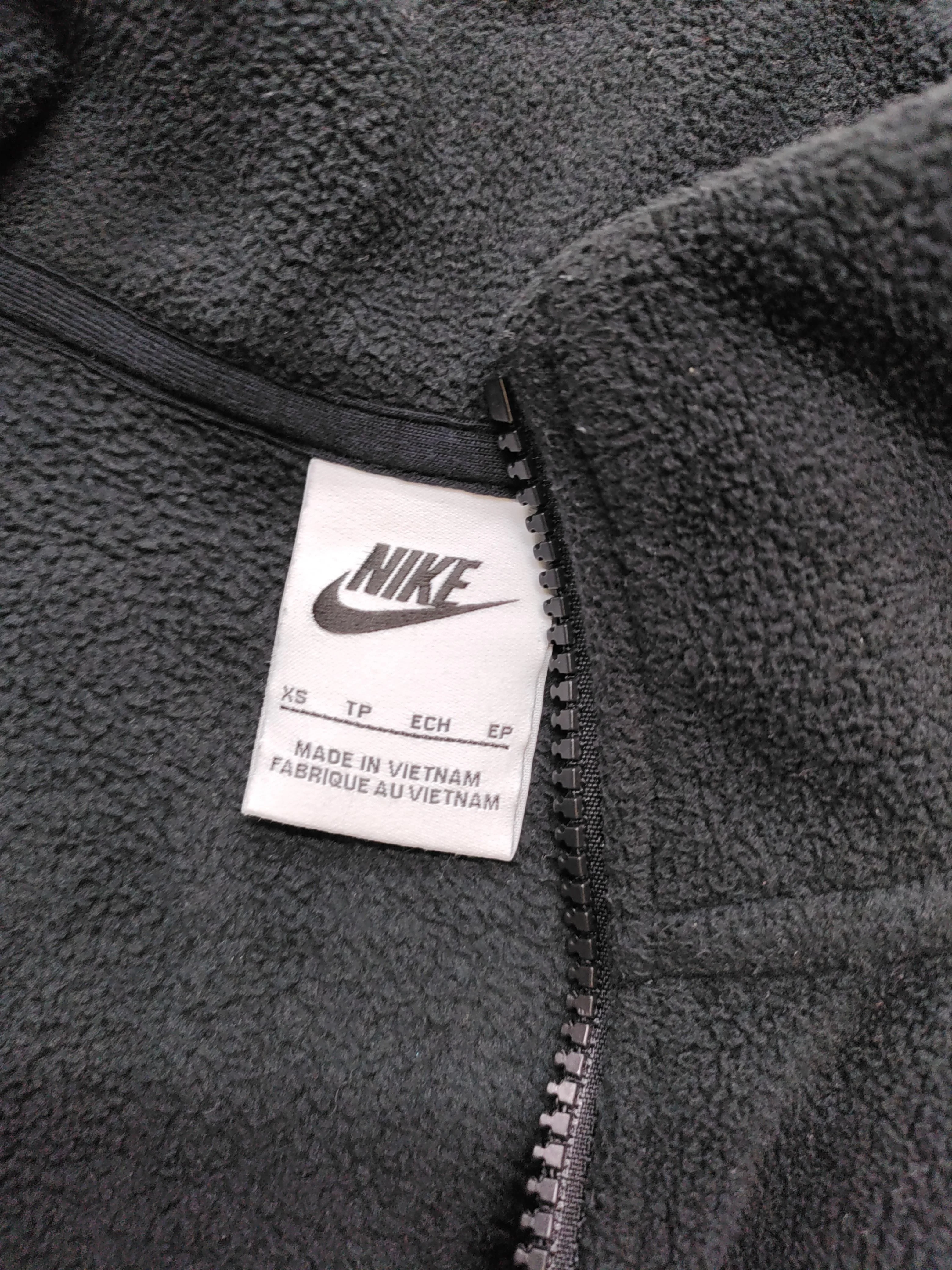 Nike Men's Hoodie XS Black 100% Polyester Pullover - Image 5