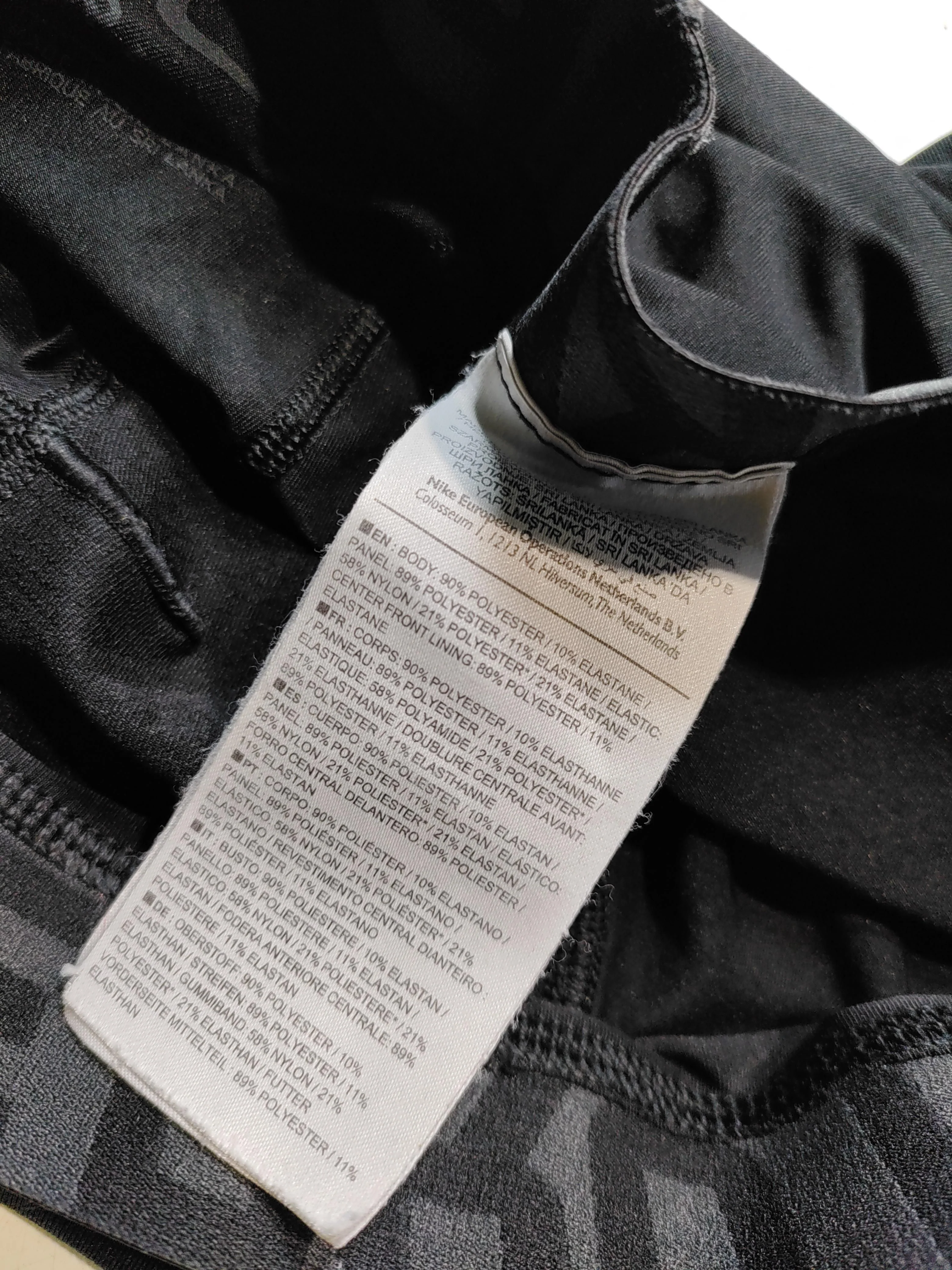 Nike Men's Shorts L Black Polyester with Elastane Sweat - Image 7