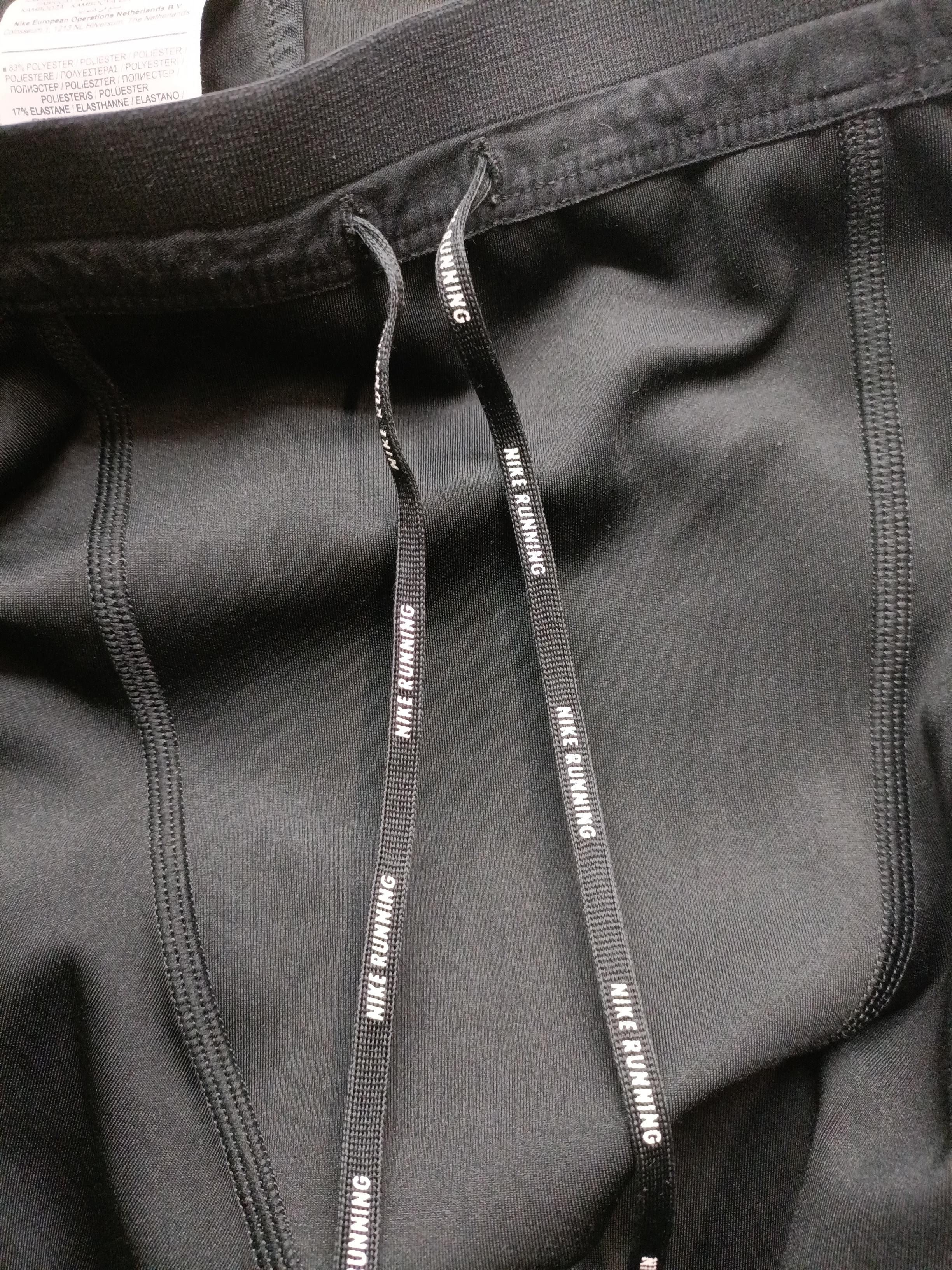 Nike Men's Sports Bottoms M Black Polyester with Elastane Sweatpants - Image 7