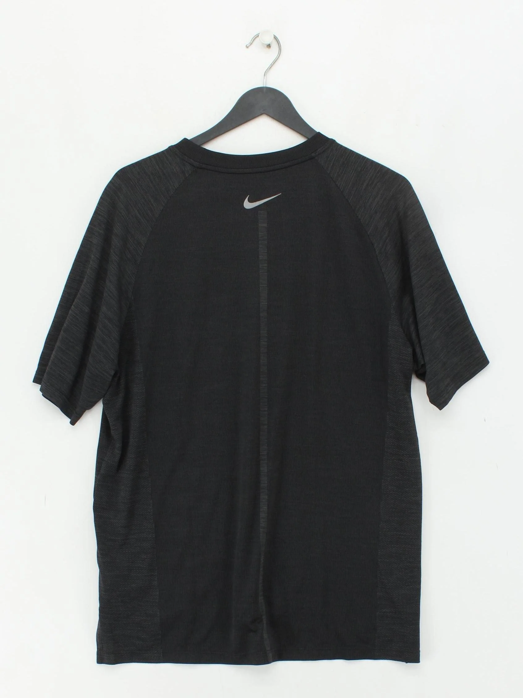 Nike Men's T-Shirt L Black 100% Polyester Round Neck Basic - Image 2