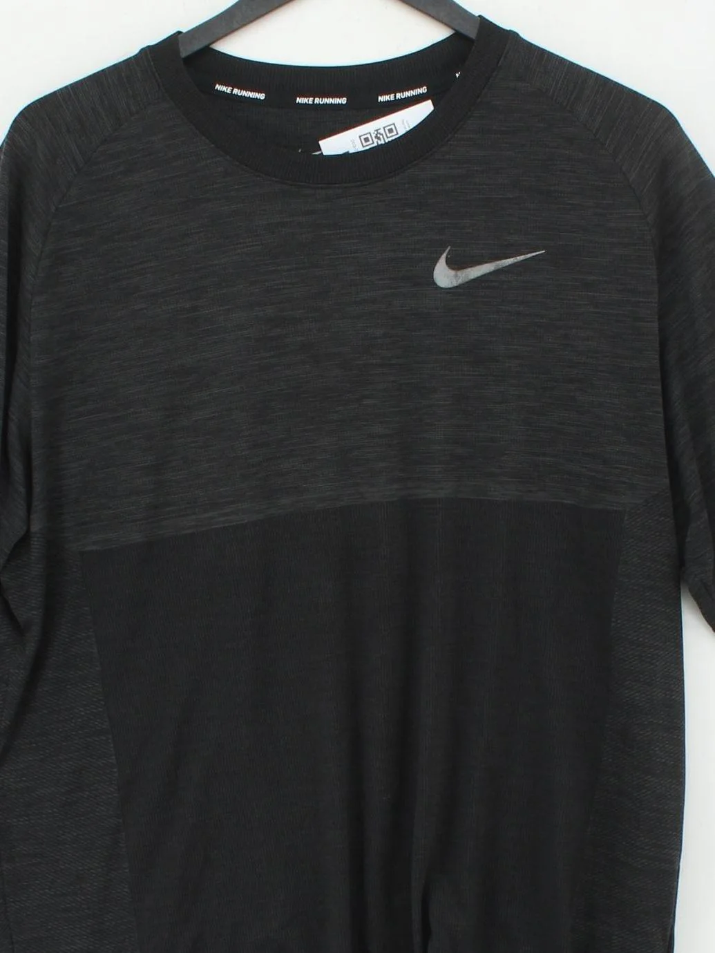 Nike Men's T-Shirt L Black 100% Polyester Round Neck Basic - Image 3