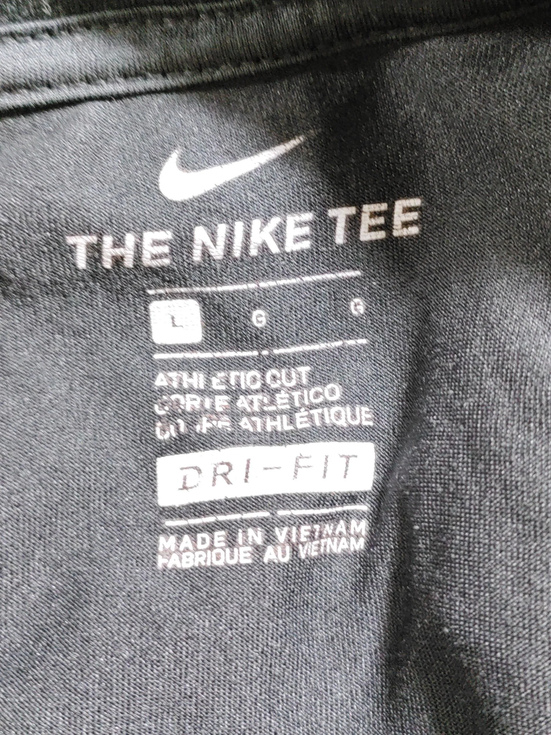 Nike Men's T-Shirt L Black Graphic 100% Polyester Basic - Image 6