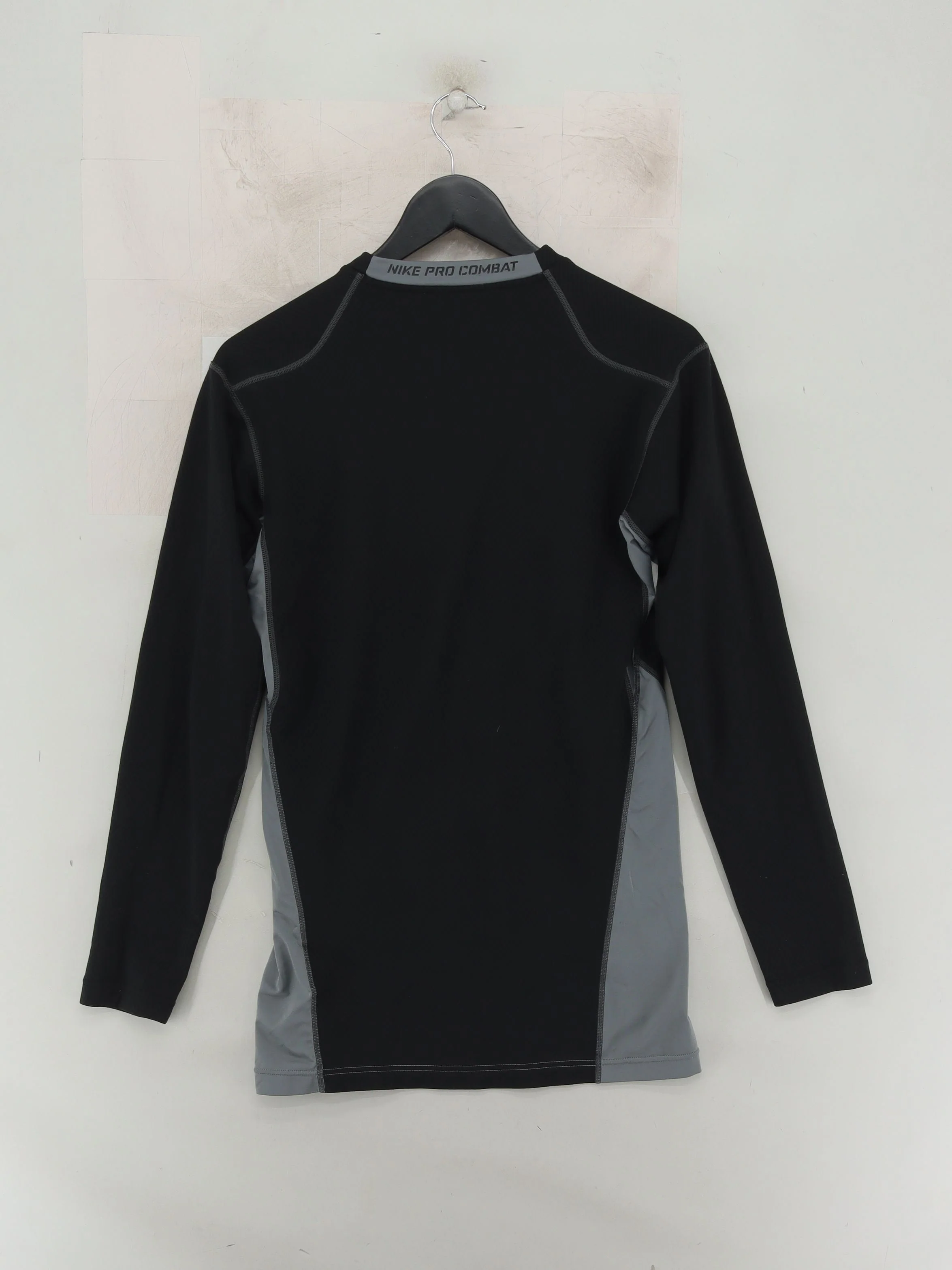 Nike Men's T-Shirt L Black Polyester with Spandex Crew Neck Basic - Image 2