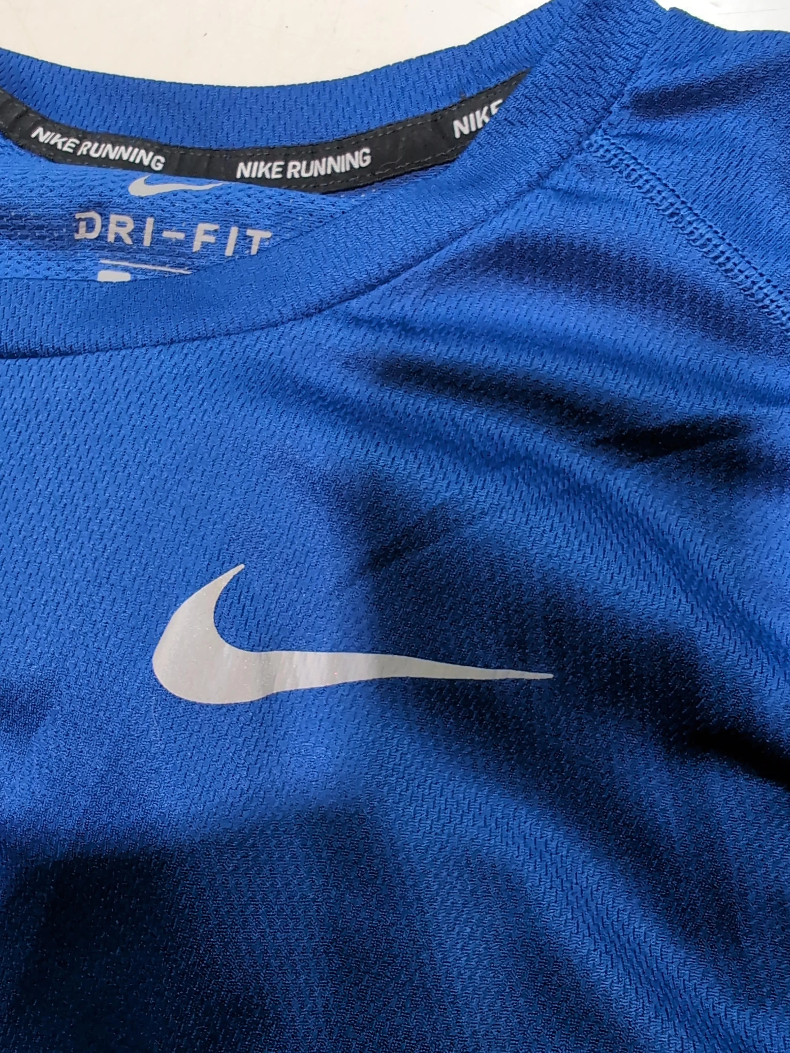 Nike Men's T-Shirt L Blue 100% Polyester Round Neck Basic - Image 6