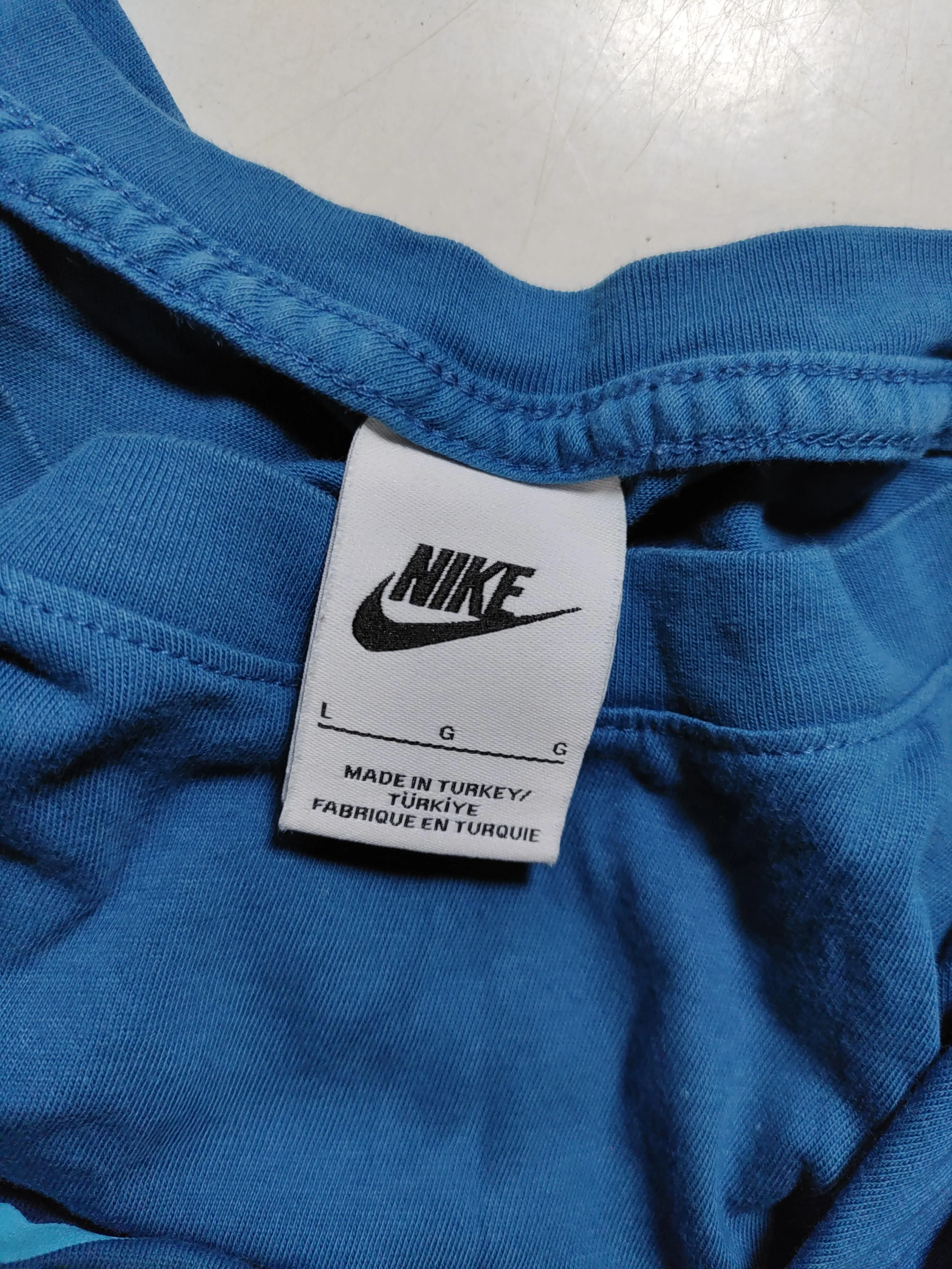 Nike Men's T-Shirt L Blue Graphic 100% Cotton Basic - Image 5