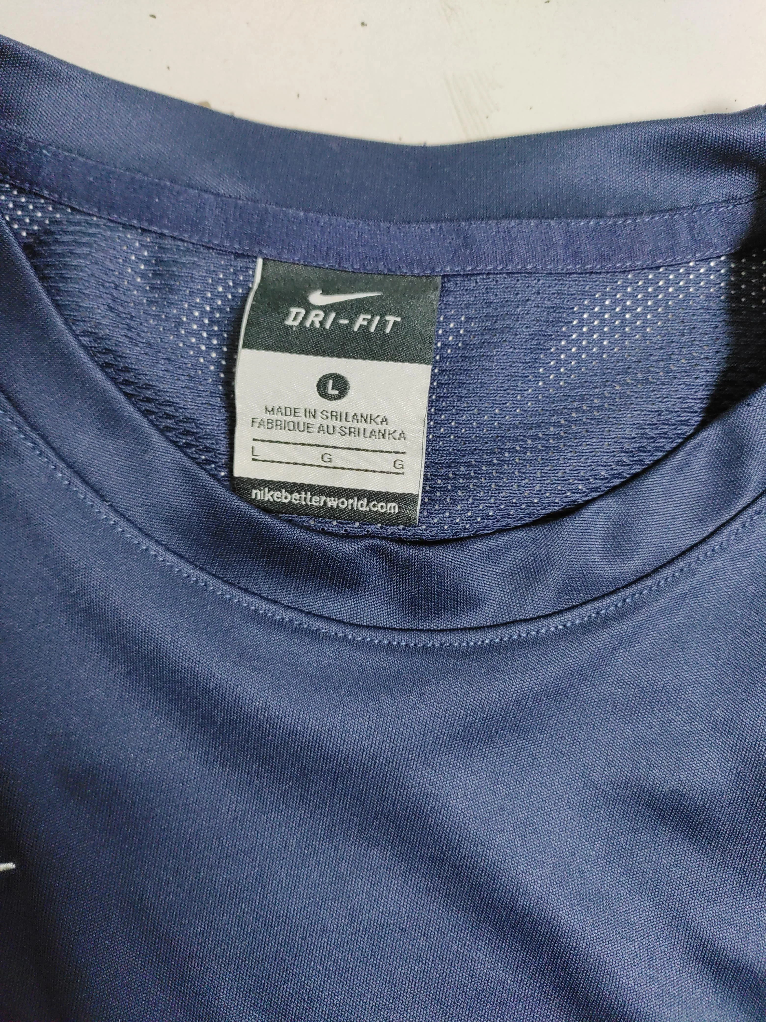 Nike Men's T-Shirt L Blue Striped 100% Polyester Crew Neck Basic - Image 5