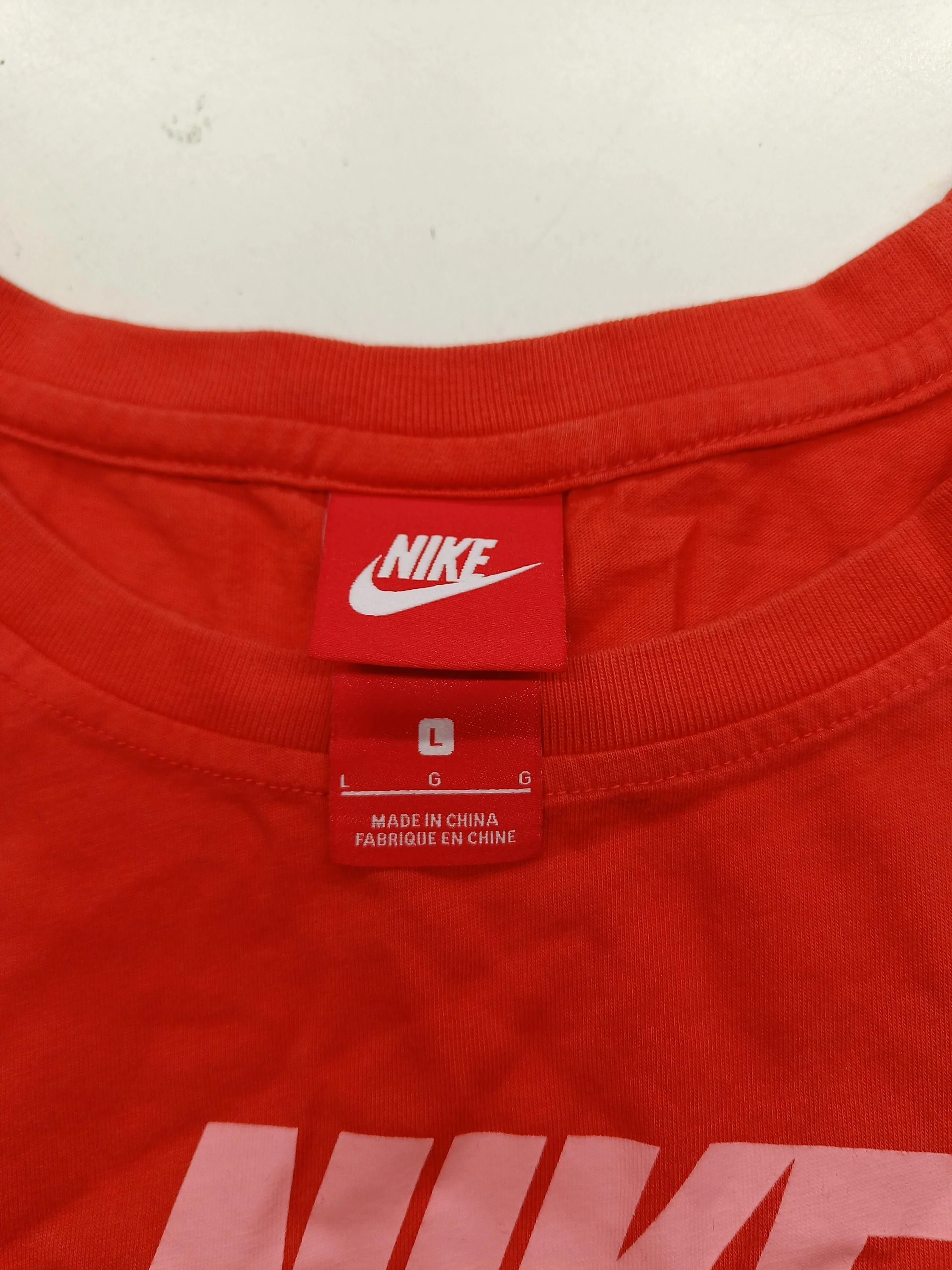 Nike Men's T-Shirt L Red Graphic 100% Cotton Basic - Image 6