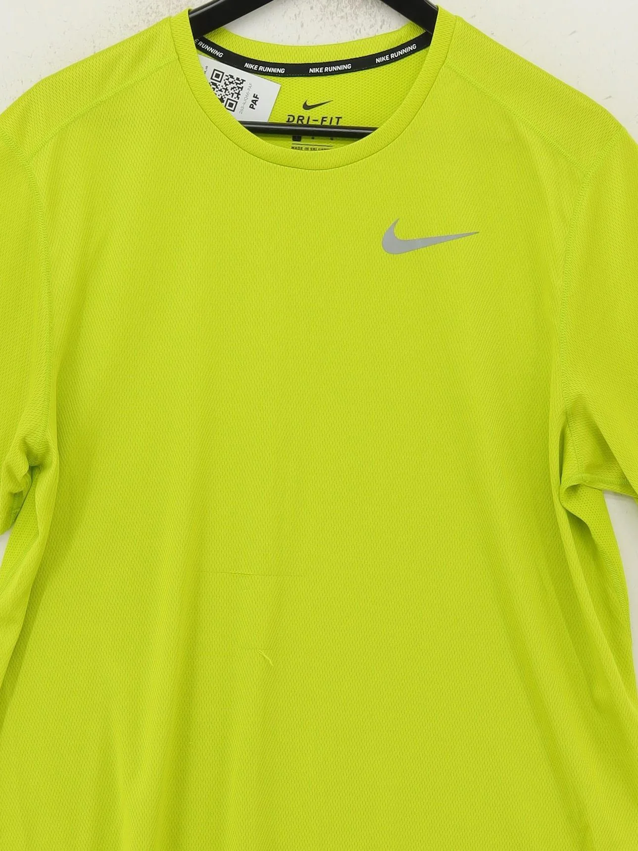 Nike Men's T-Shirt L Yellow 100% Polyester Crew Neck Basic - Image 3