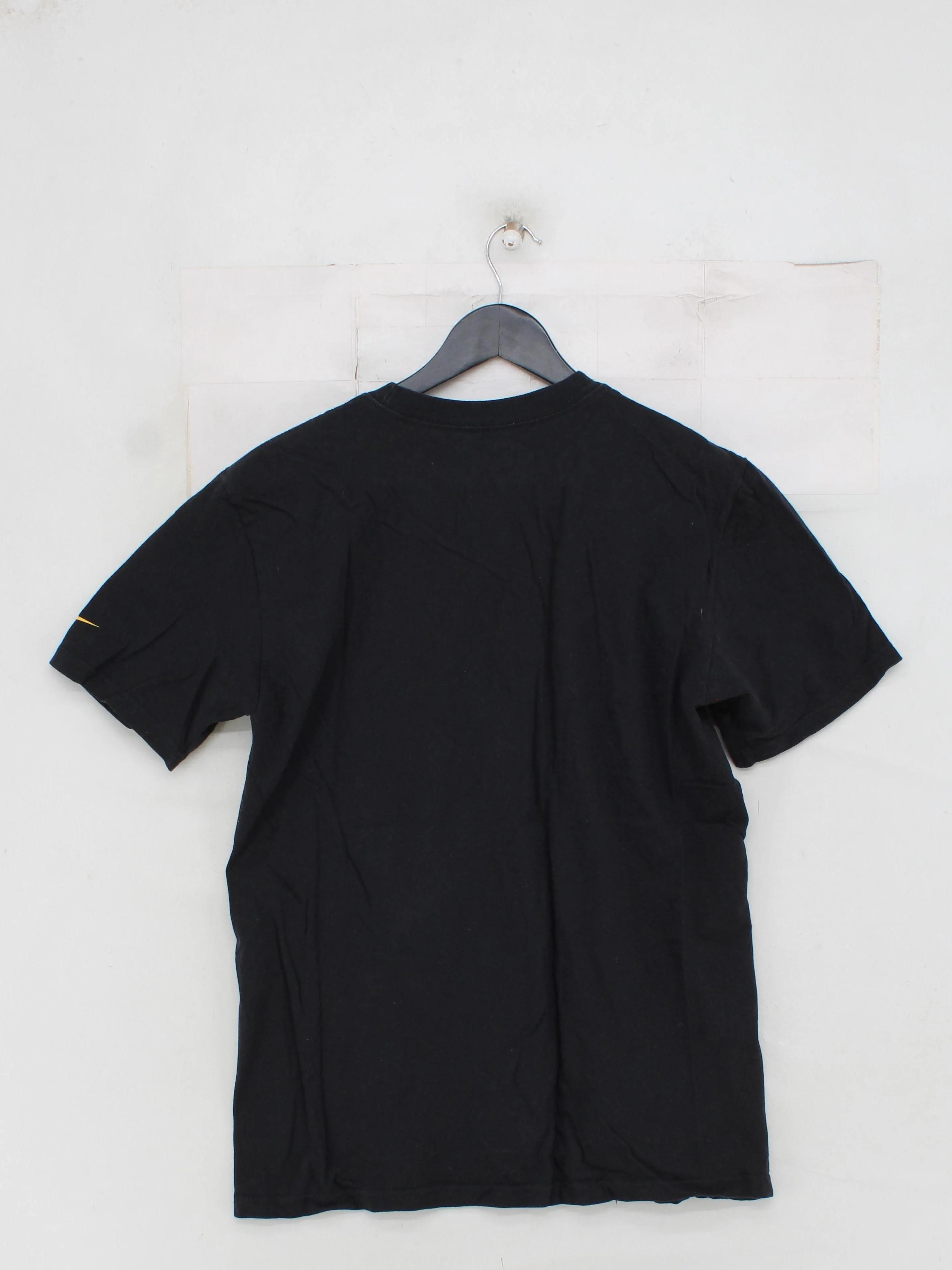 Nike Men's T-Shirt M Black Graphic 100% Cotton Basic - Image 2