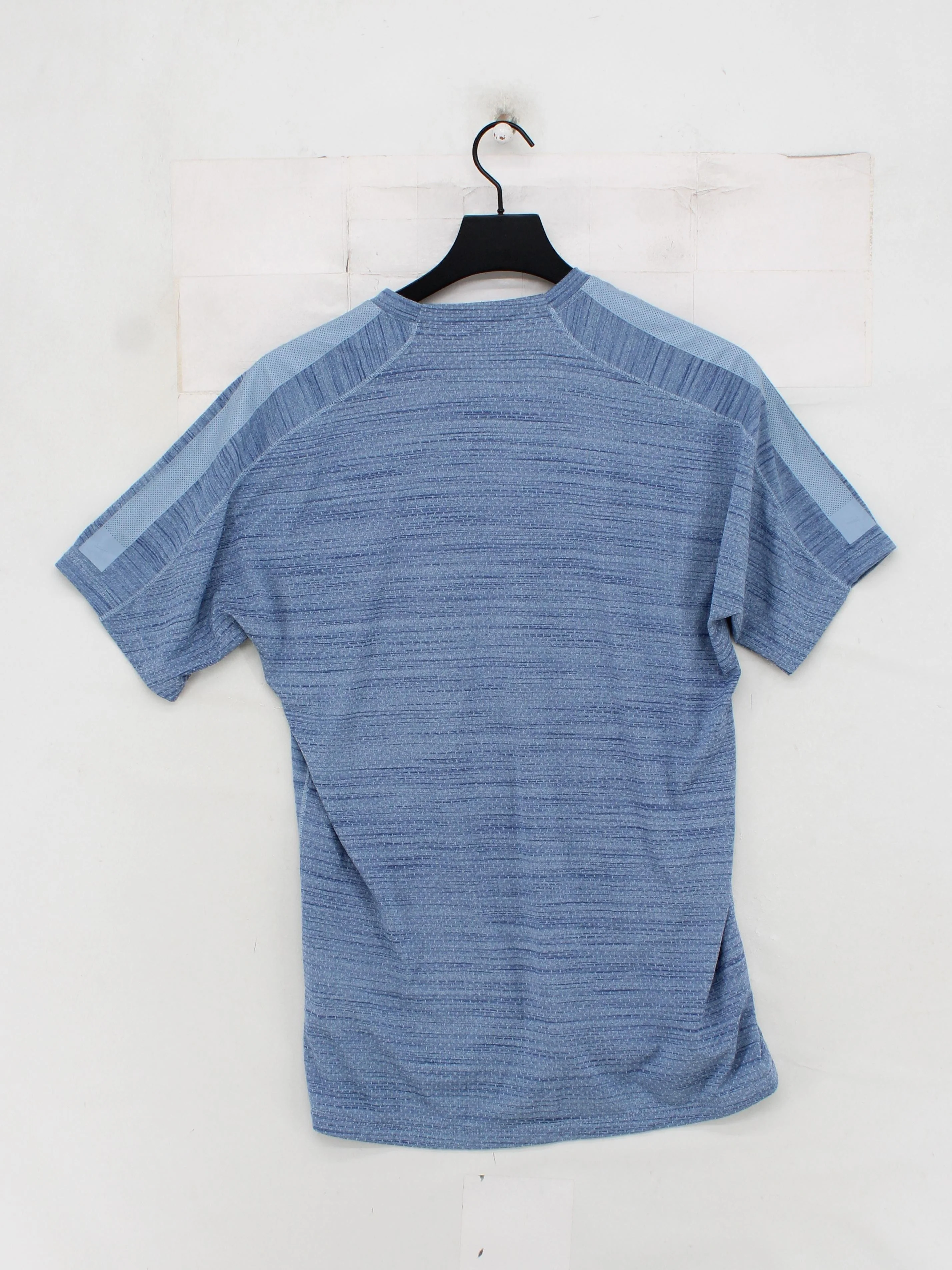 Nike Men's T-Shirt M Blue 100% Polyester Round Neck Basic - Image 2