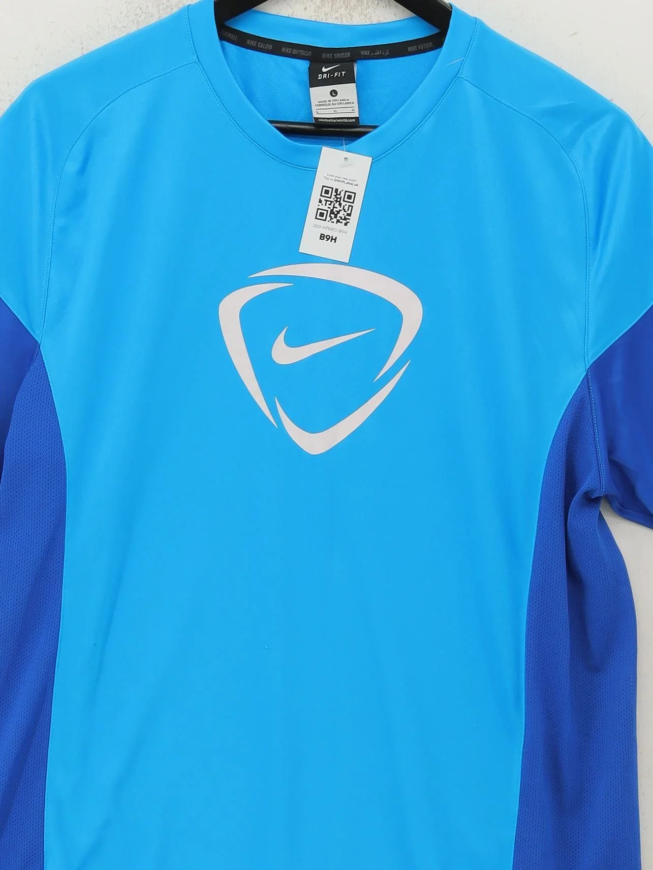 Nike Men's T-Shirt M Blue Graphic 100% Polyester Round Neck Basic - Image 3