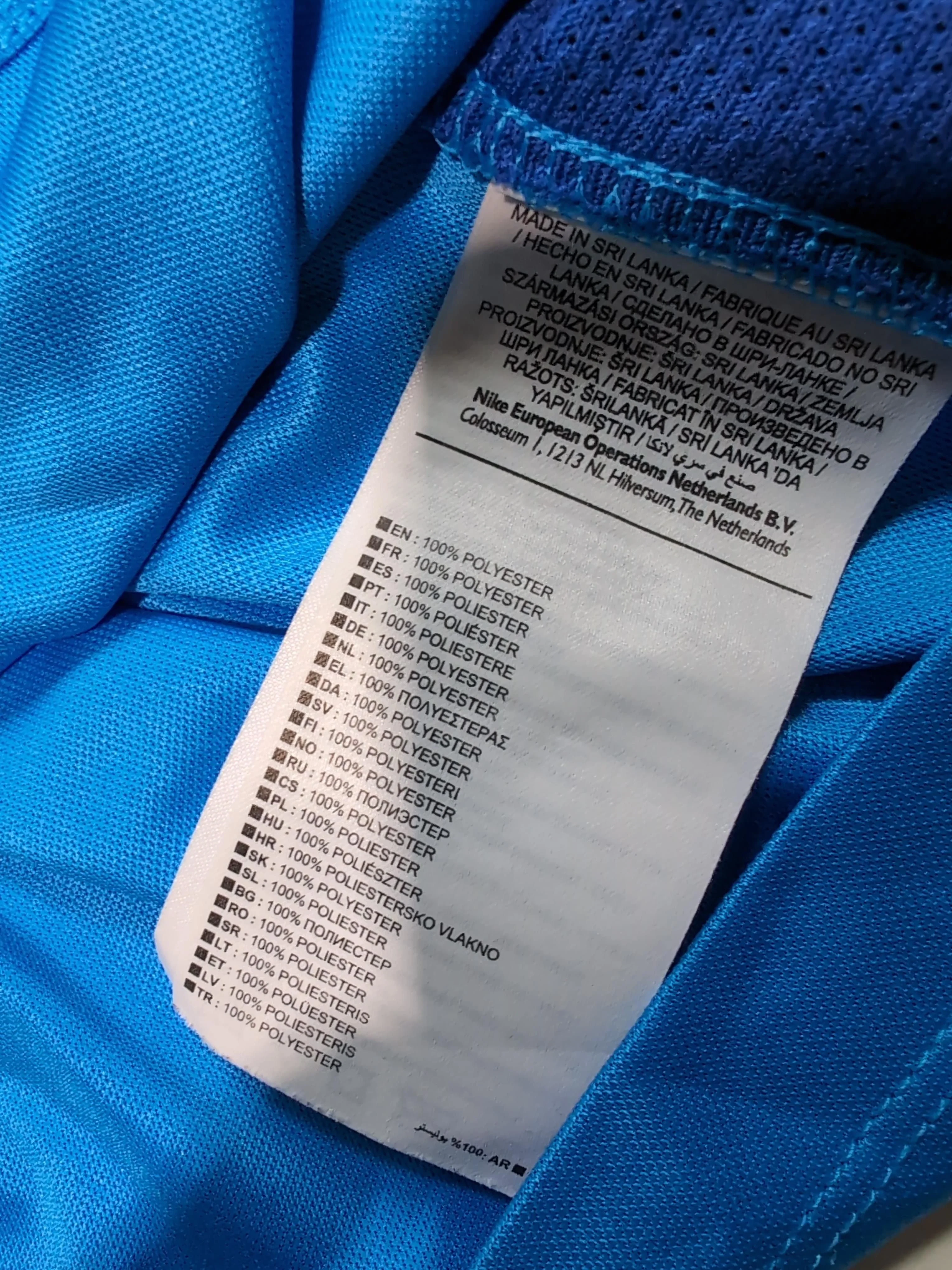 Nike Men's T-Shirt M Blue Graphic 100% Polyester Round Neck Basic - Image 7