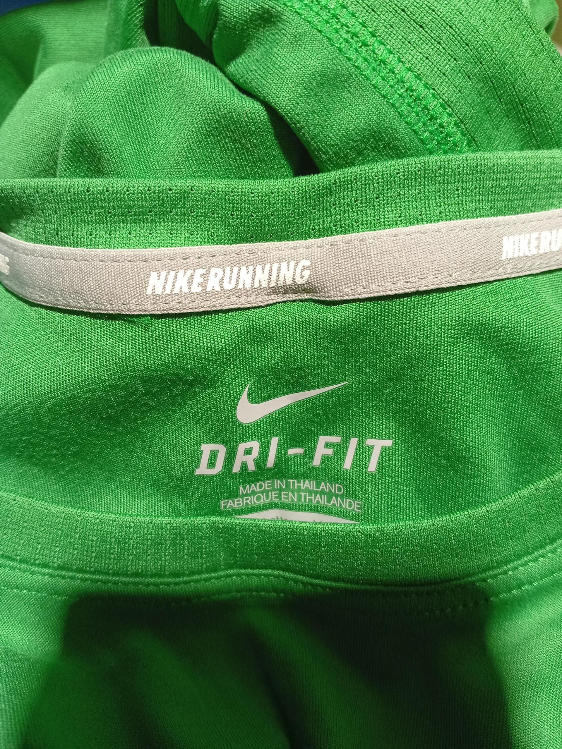 Nike Men's T-Shirt M Green 100% Polyester Round Neck Basic - Image 5
