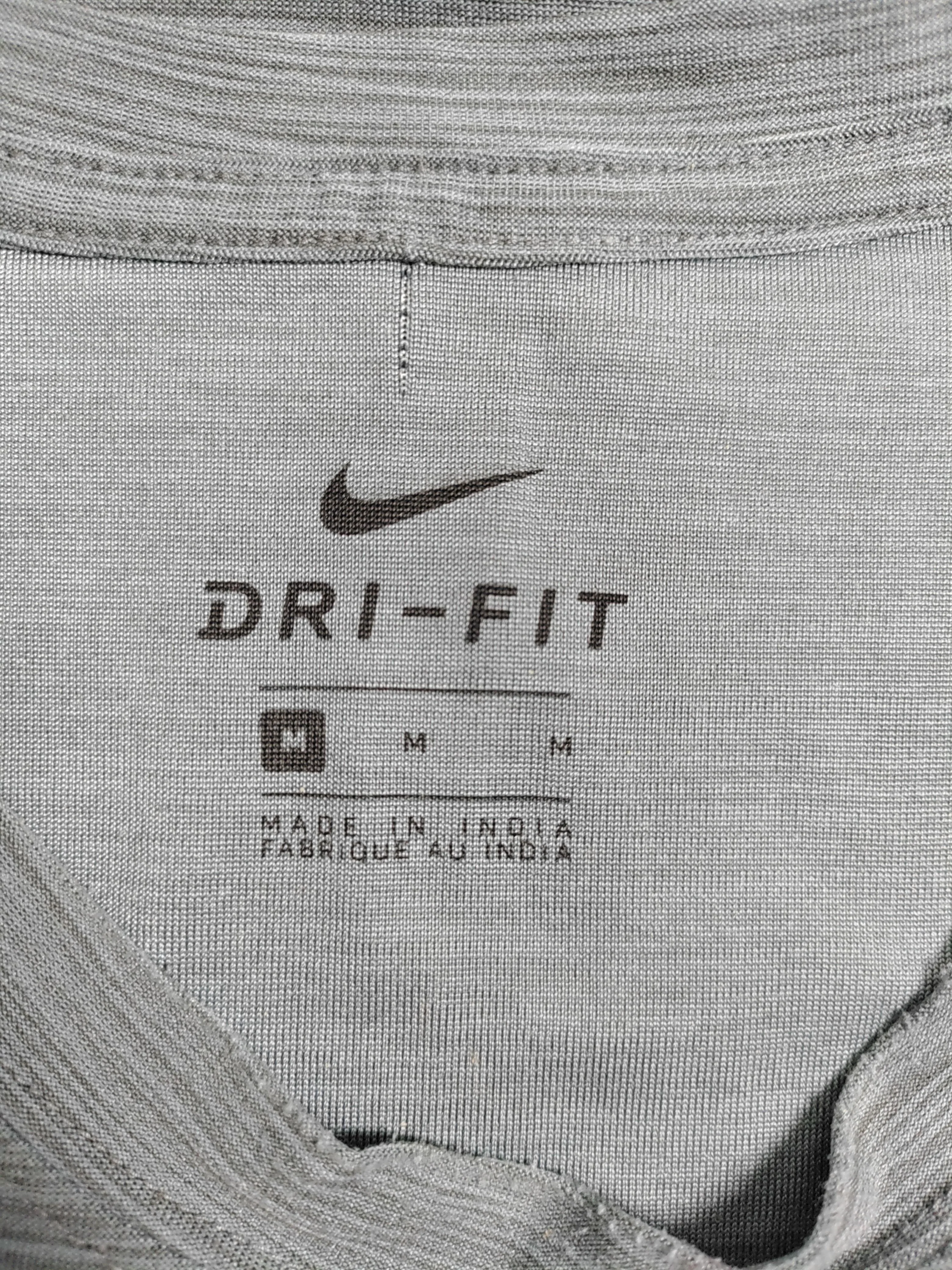 Nike Men's T-Shirt M Grey 100% Other Round Neck Basic - Image 6