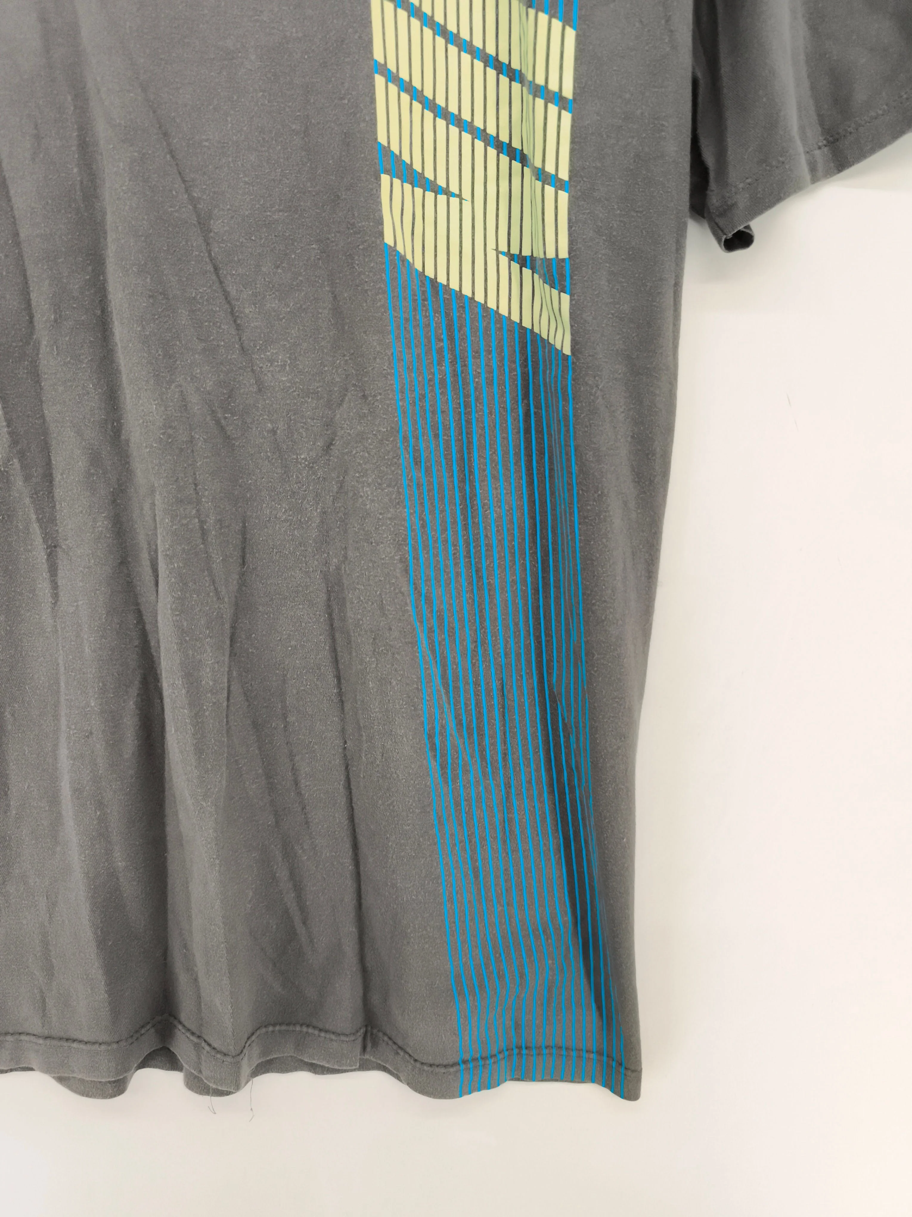 Nike Men's T-Shirt M Grey Graphic 100% Cotton Basic - Image 5