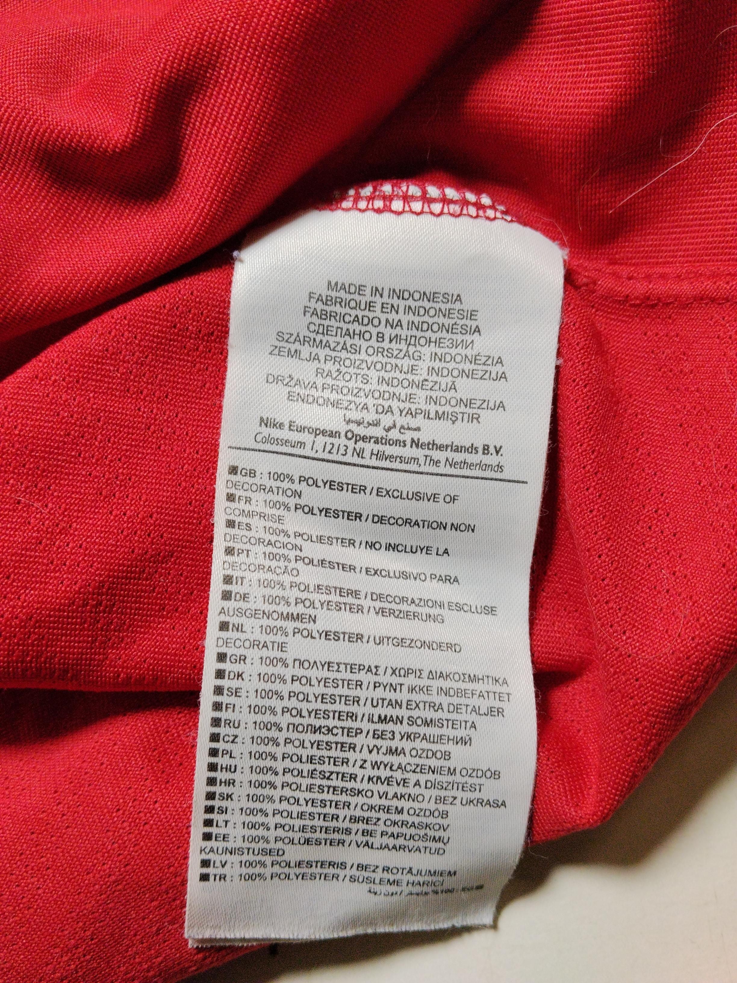 Nike Men's T-Shirt M Red Graphic 100% Polyester Basic - Image 6