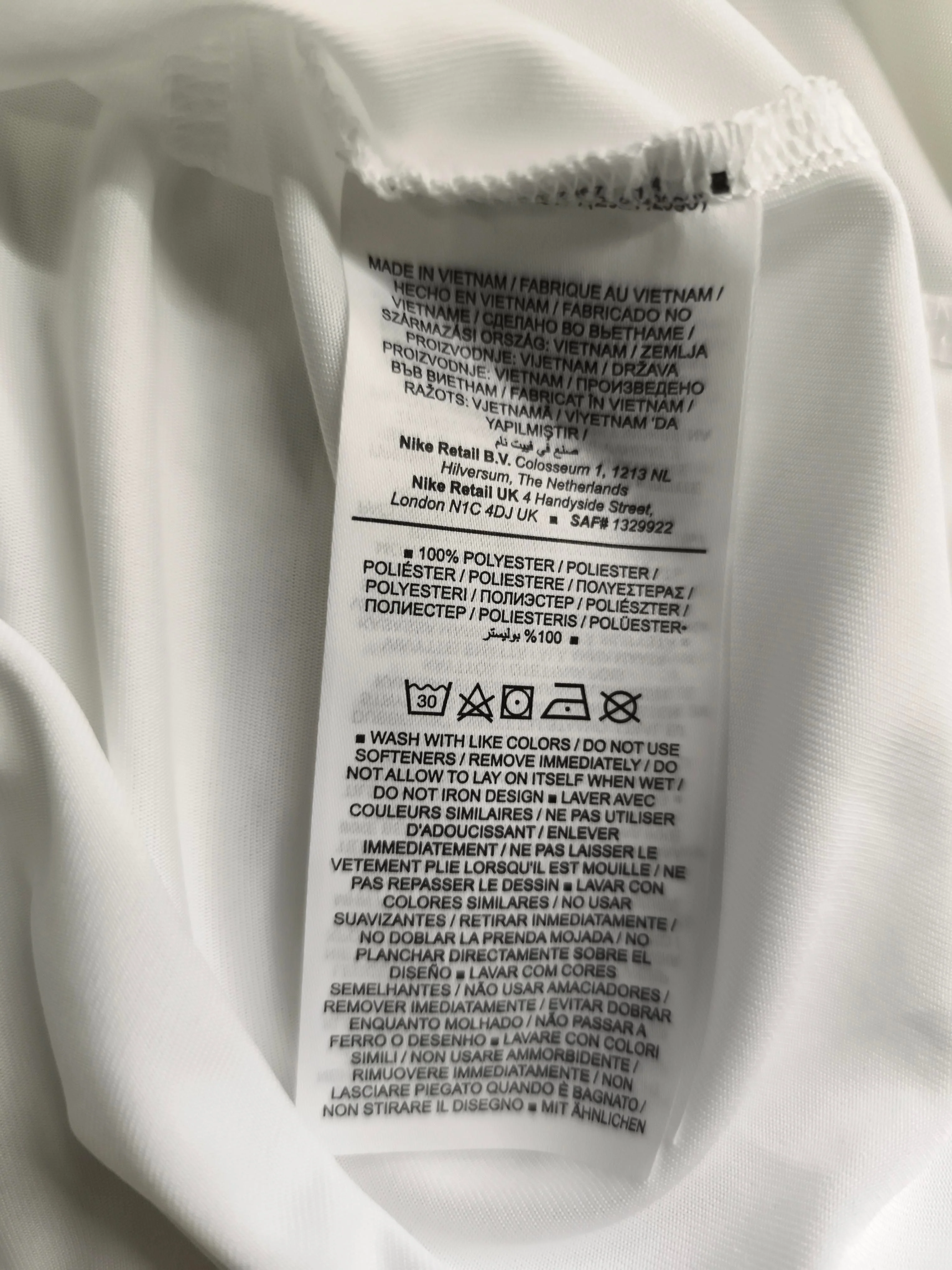 Nike Men's T-Shirt M White 100% Polyester Round Neck Basic - Image 6