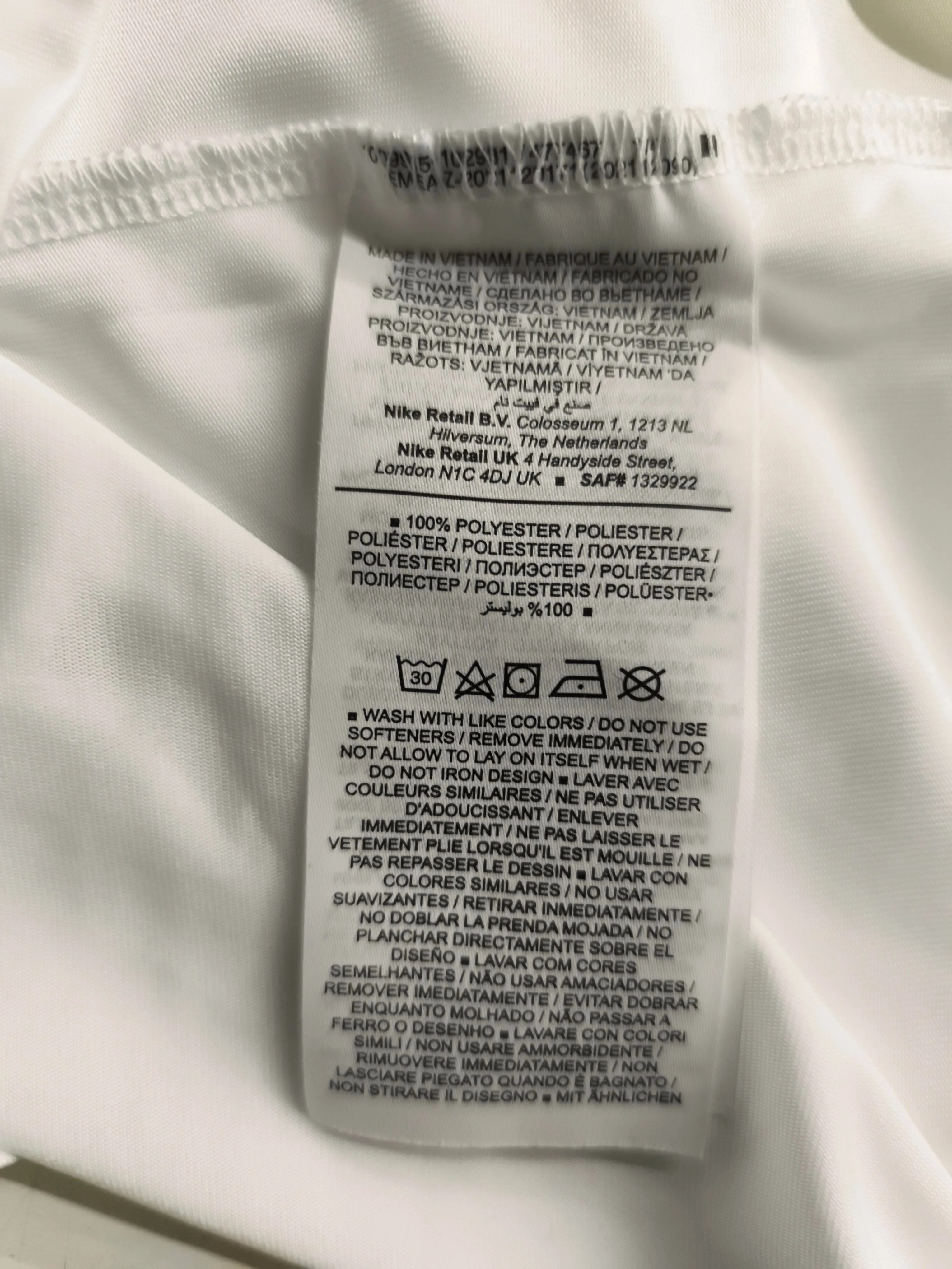 Nike Men's T-Shirt M White 100% Polyester Round Neck Basic - Image 6