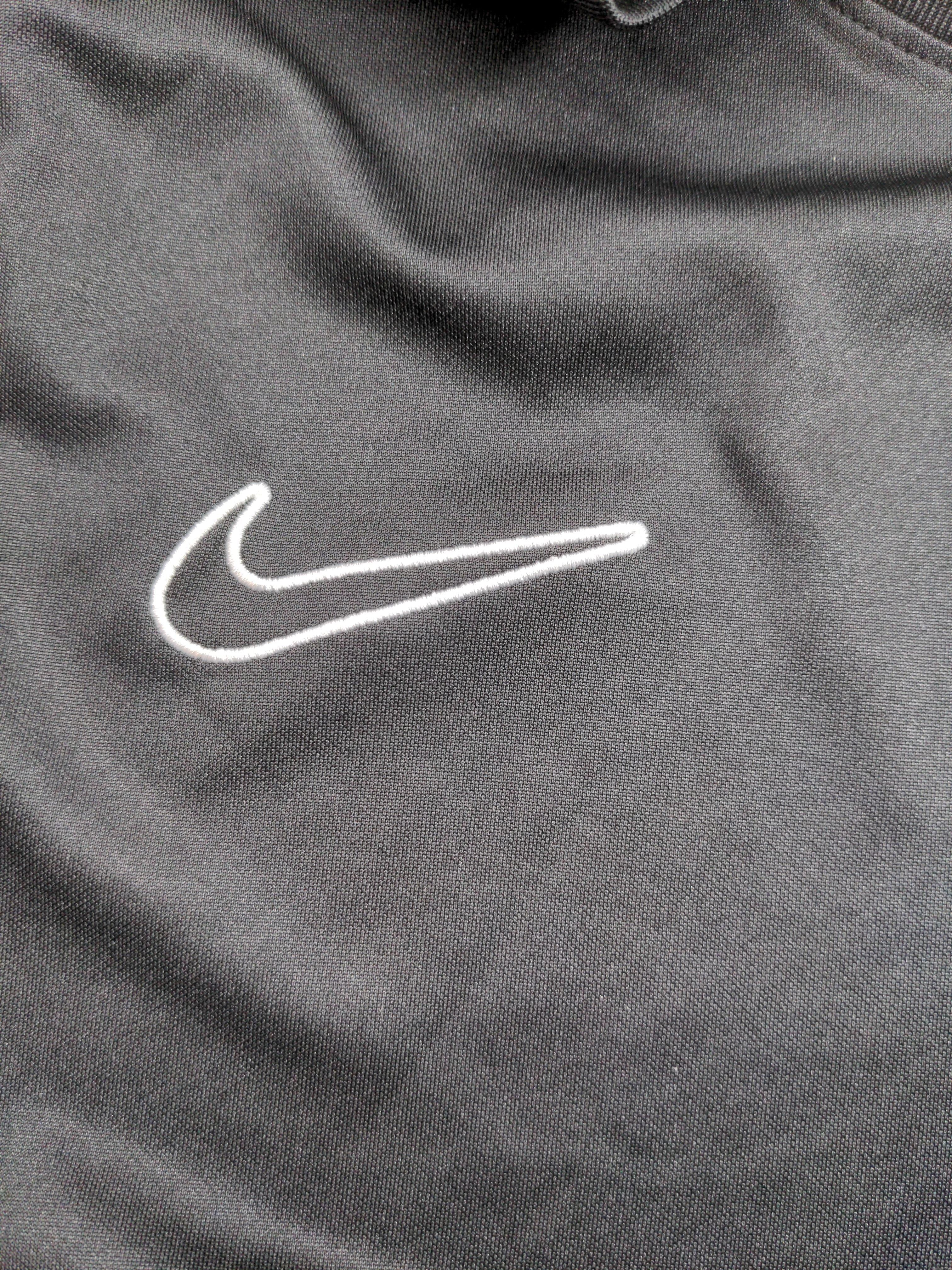 Nike Men's T-Shirt S Multi 100% Polyester Round Neck Basic - Image 5