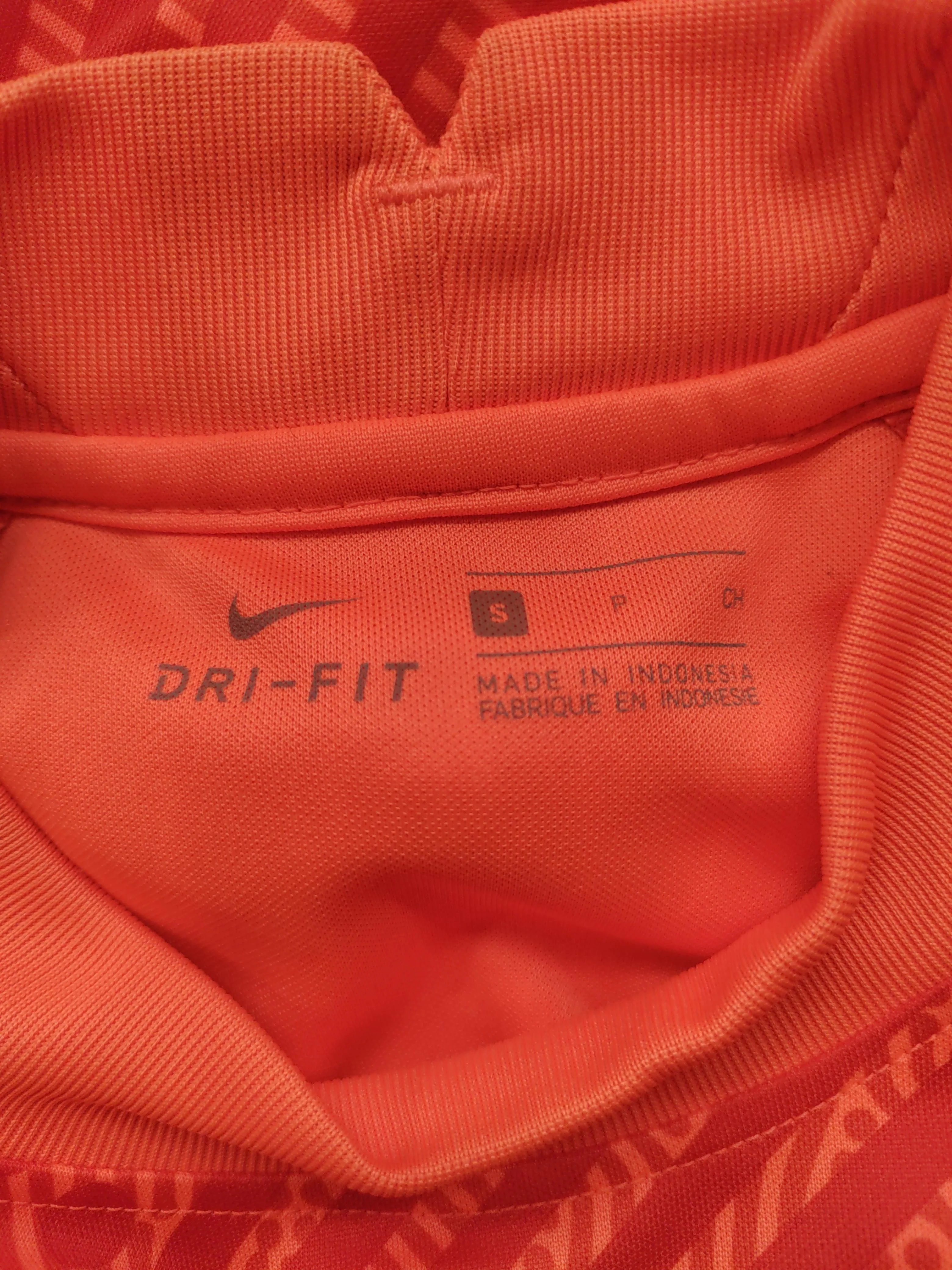 Nike Men's T-Shirt S Orange Polyester with Elastane Round Neck Basic - Image 5