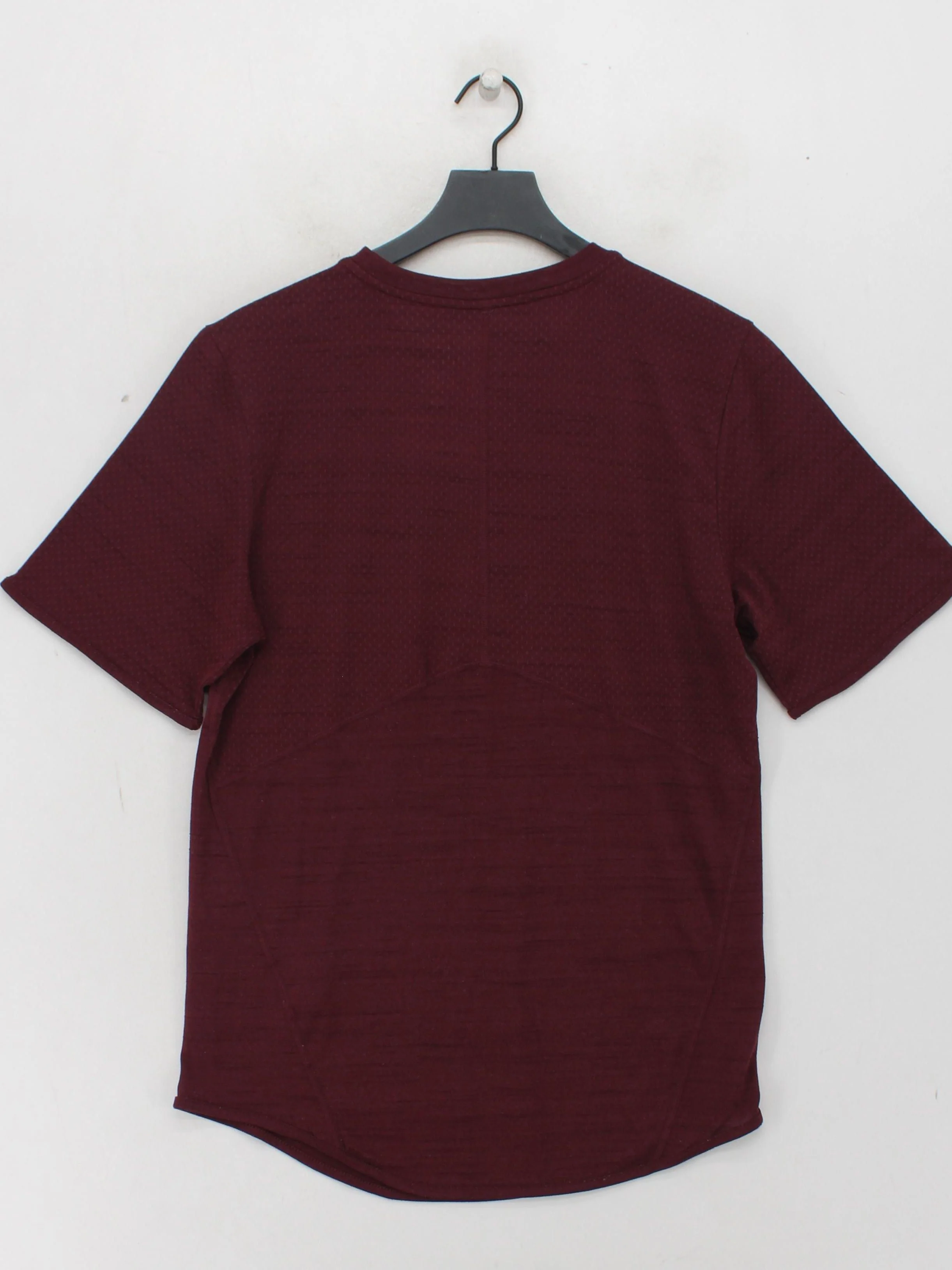 Nike Men's T-Shirt S Red 100% Polyester Round Neck Basic - Image 2