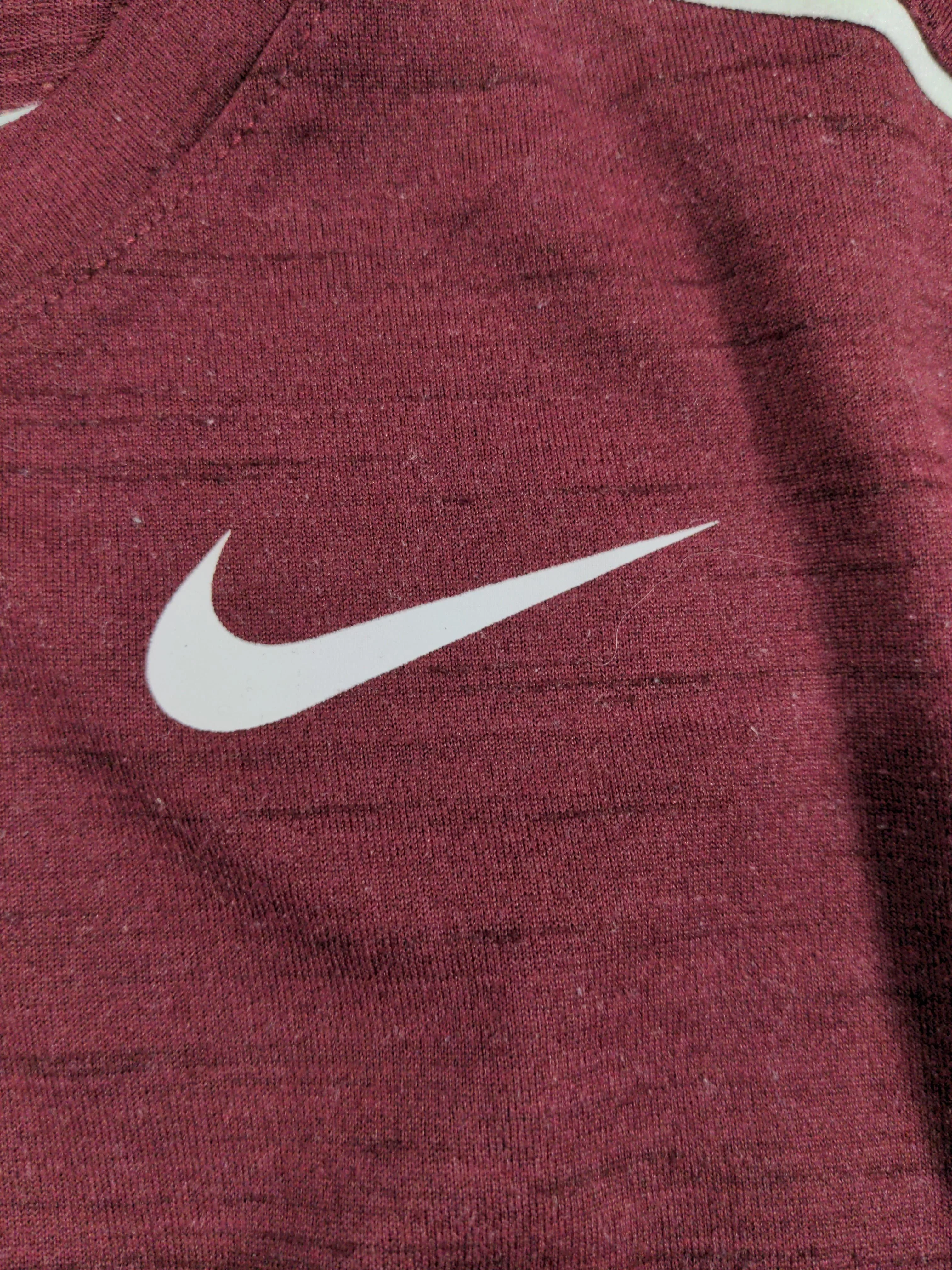 Nike Men's T-Shirt S Red 100% Polyester Round Neck Basic - Image 6