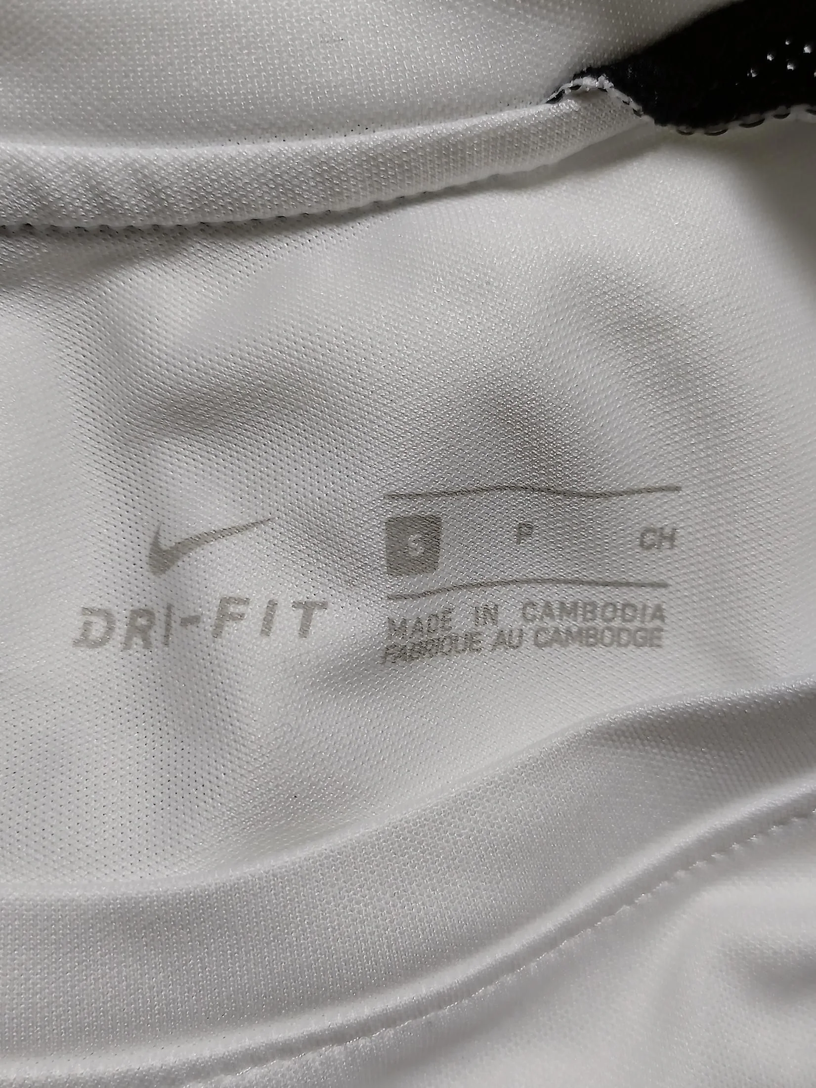 Nike Men's T-Shirt S White 100% Polyester Round Neck Basic - Image 5