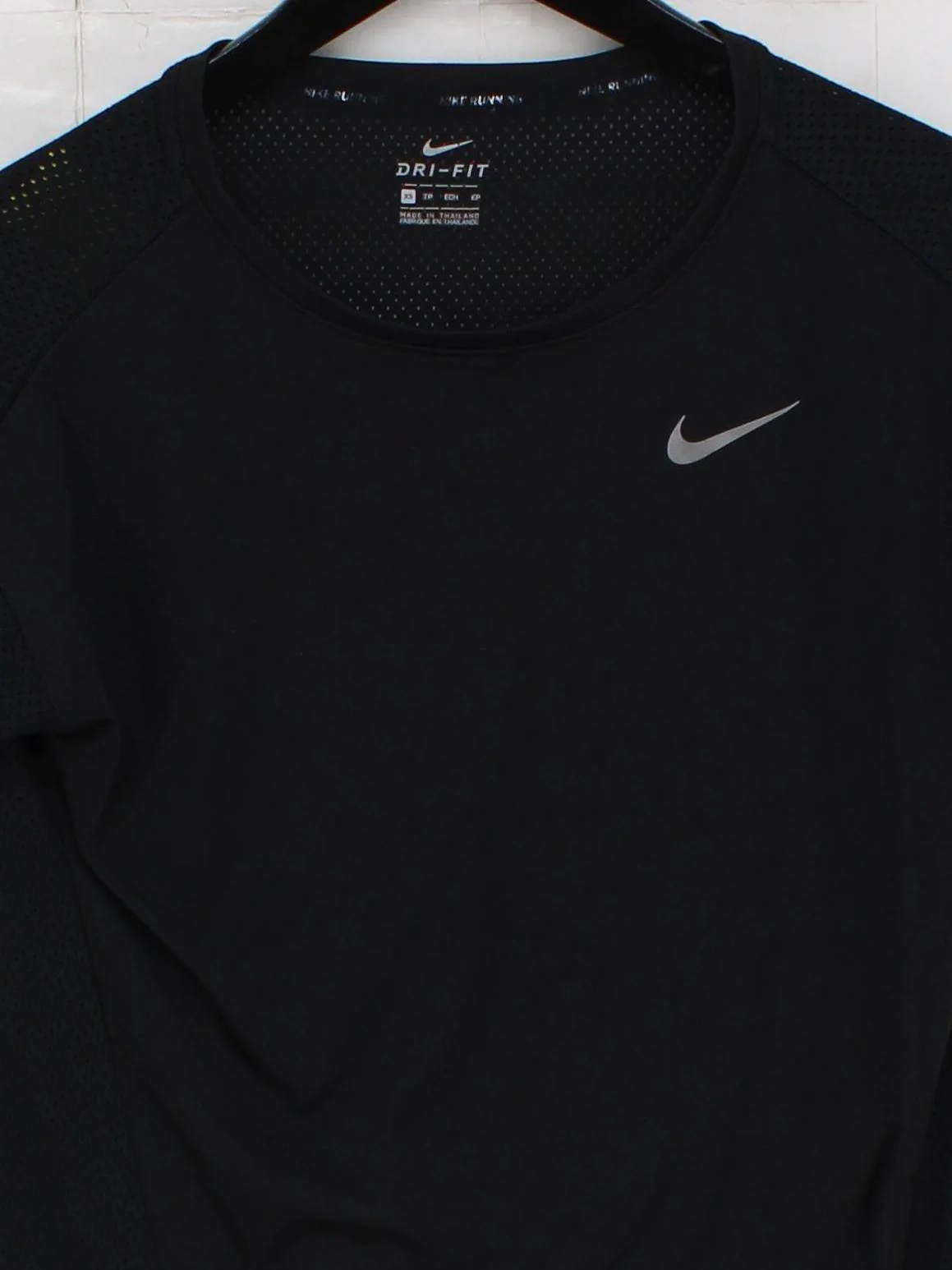 Nike Men's T-Shirt XS Black 100% Polyester Round Neck Basic - Image 3