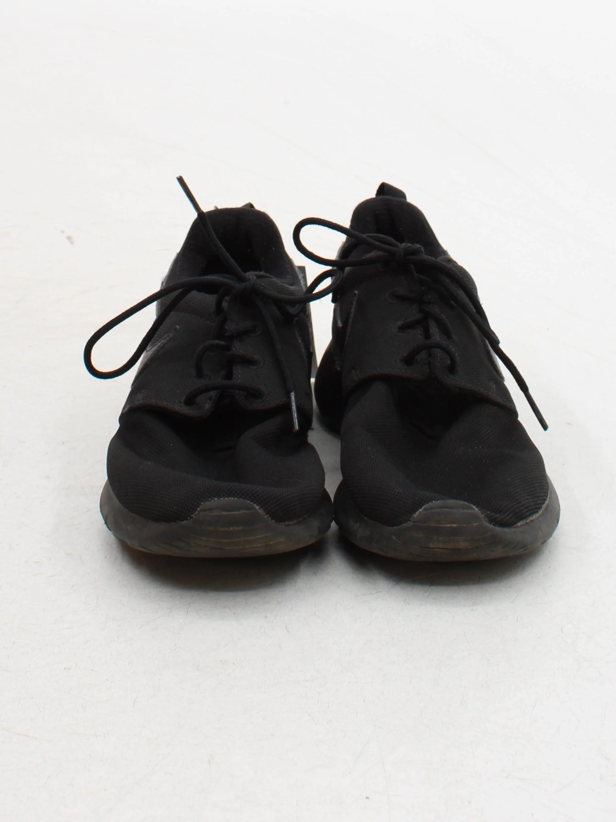 Nike Roshe Run Women's Trainers EU38 in Black - Image 2