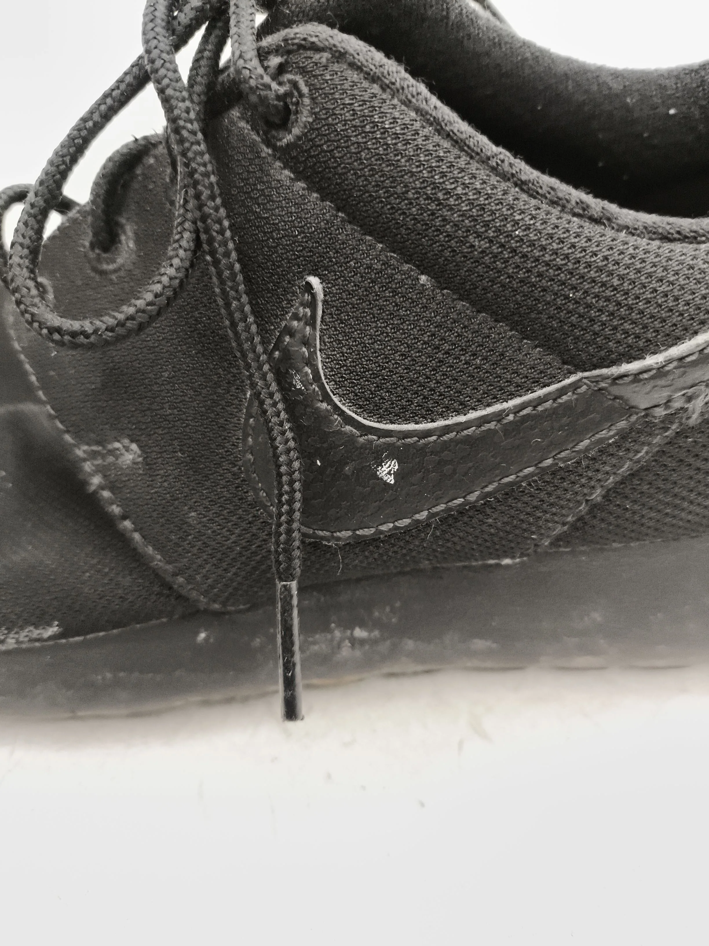 Nike Roshe Run Women's Trainers EU38 in Black - Image 8