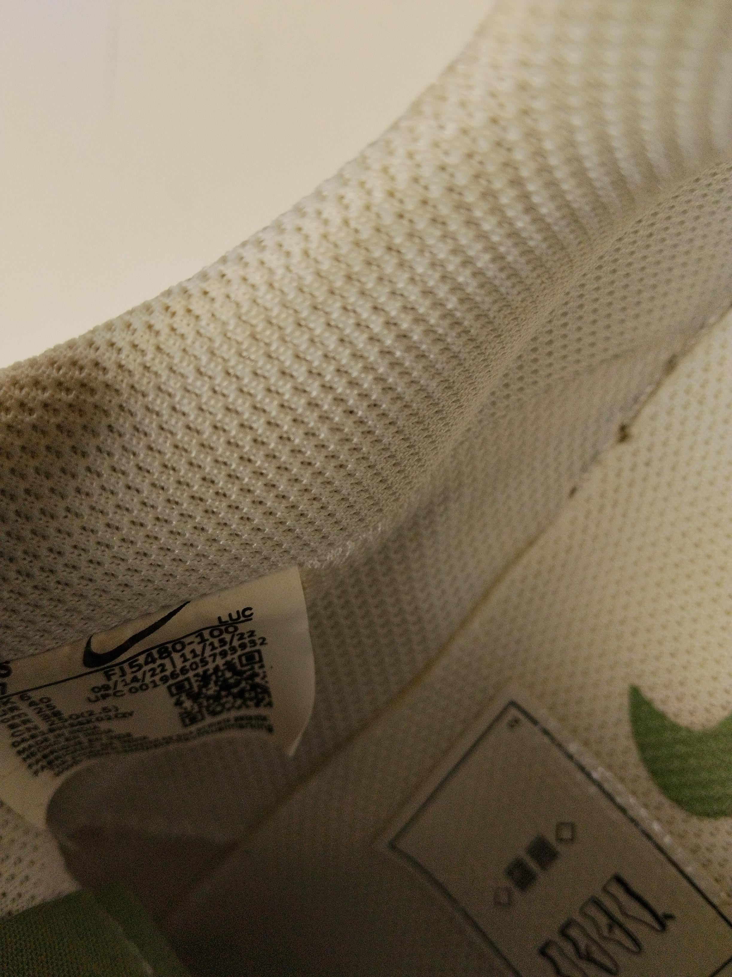 Nike unknown Women's Trainers F15460-1 LUC UK6 in White - Image 11