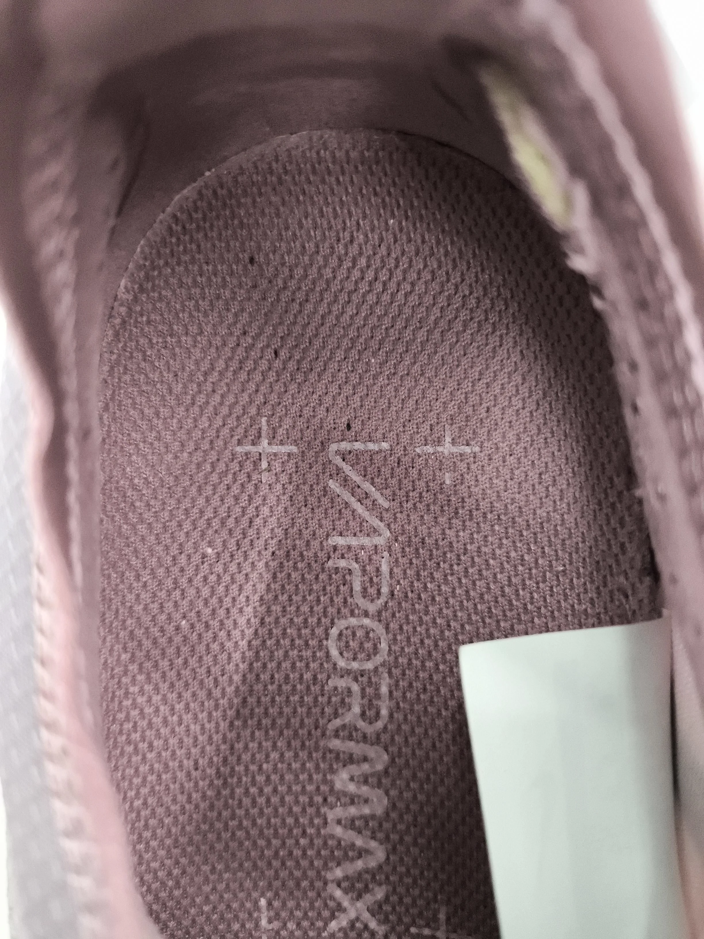 Nike VaporMax Women's Trainers EU39 in Pink - Image 5