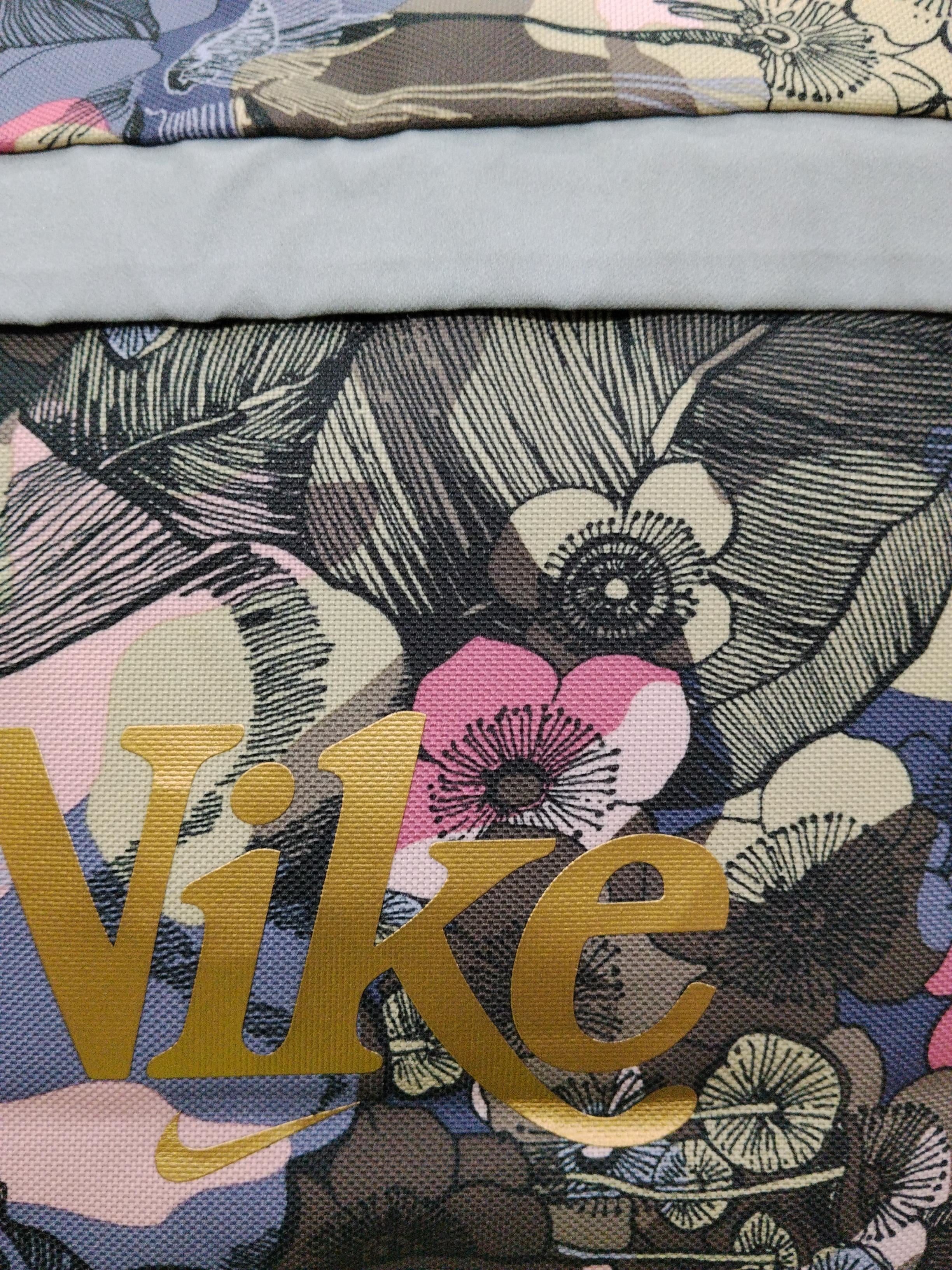 Nike Women's Bag Multi Floral 100% Polyester Tote - Image 3