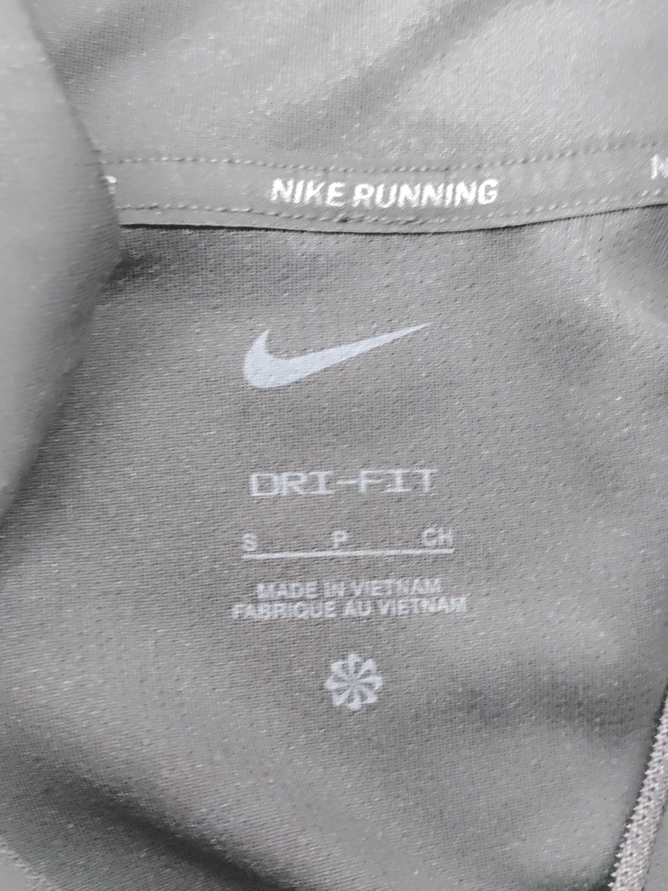 Nike Women's Hoodie S Black Graphic 100% Polyester Pullover - Image 5
