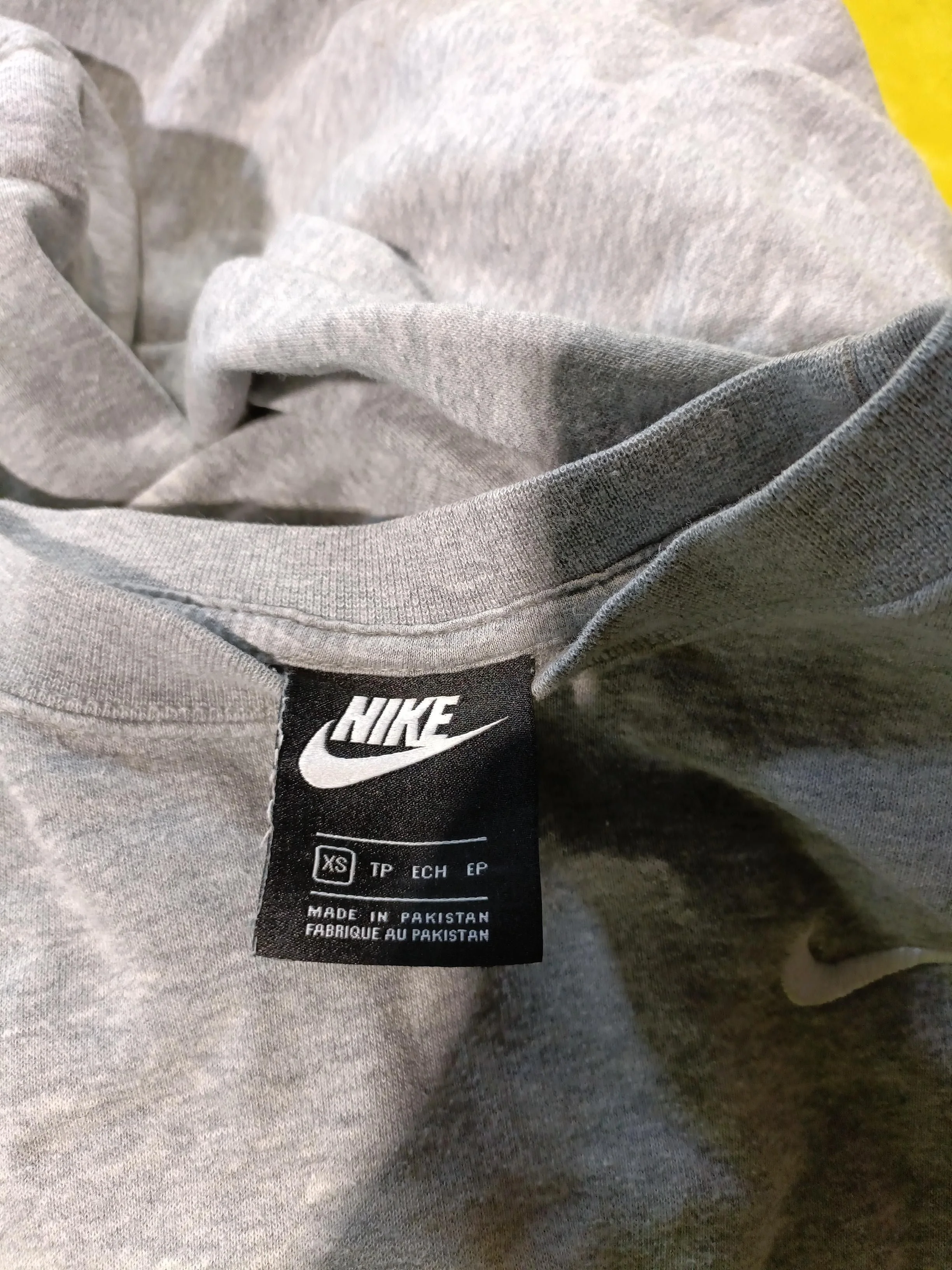 Nike Women's Hoodie XS Grey Cotton with Polyester Pullover - Image 6