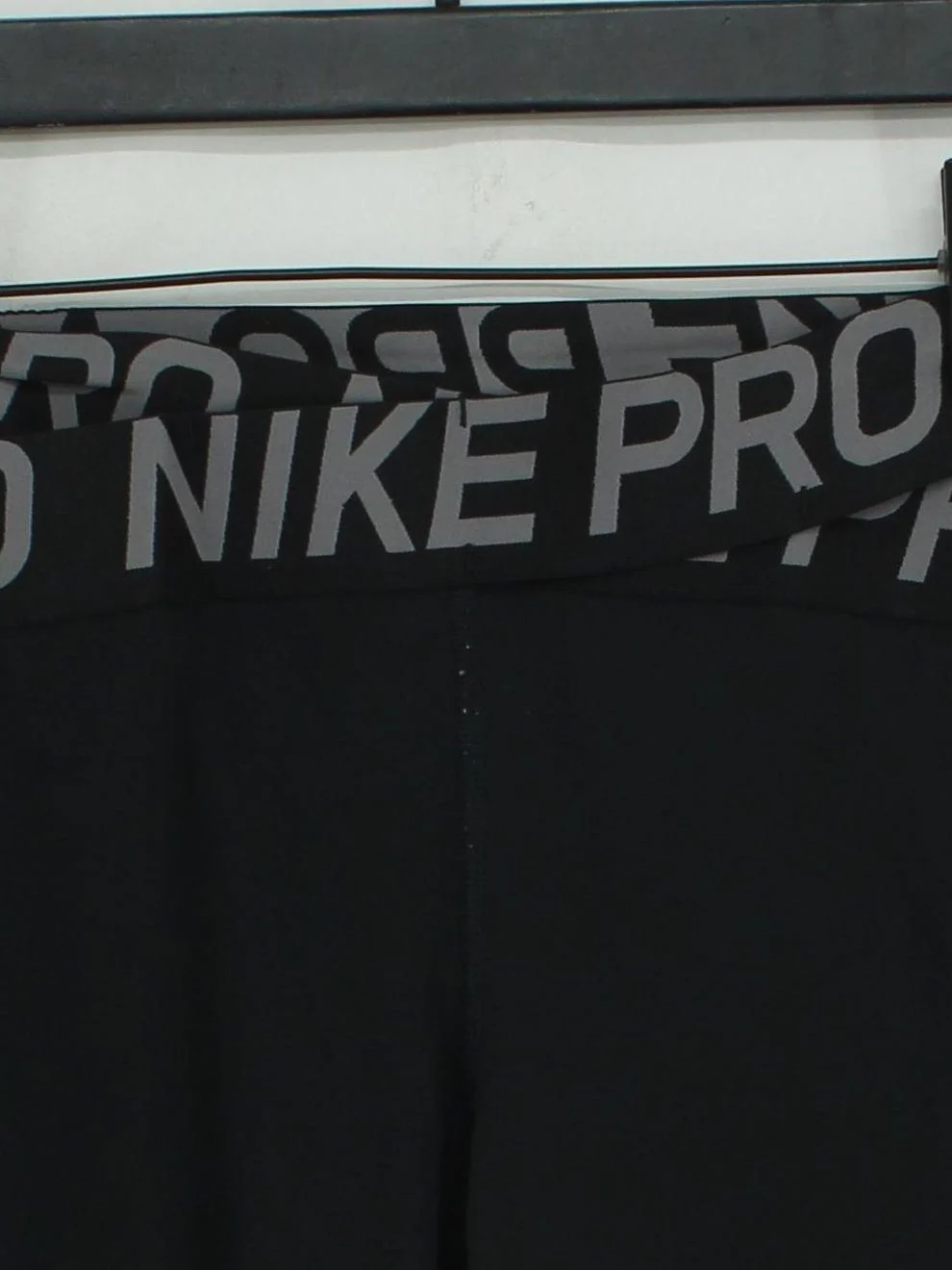 Nike Women's Leggings M Black Polyester with Spandex Full length - Image 3