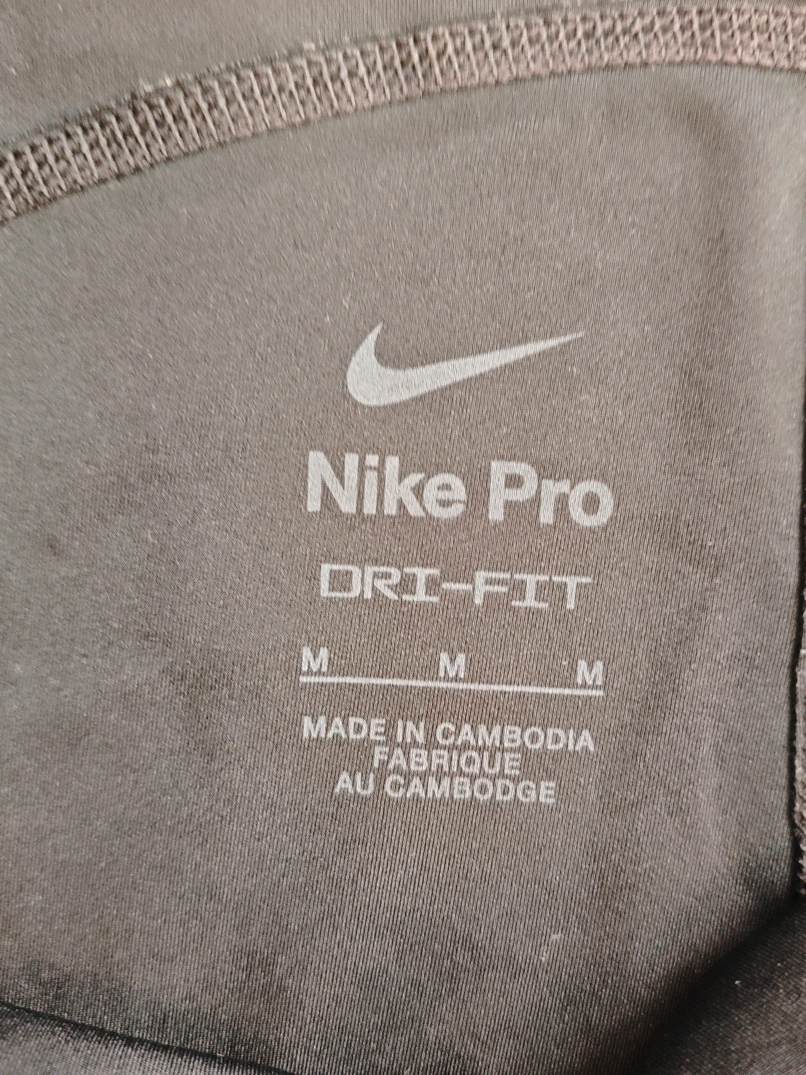 Nike Women's Shorts M Black Polyester with Elastane Sweat - Image 5