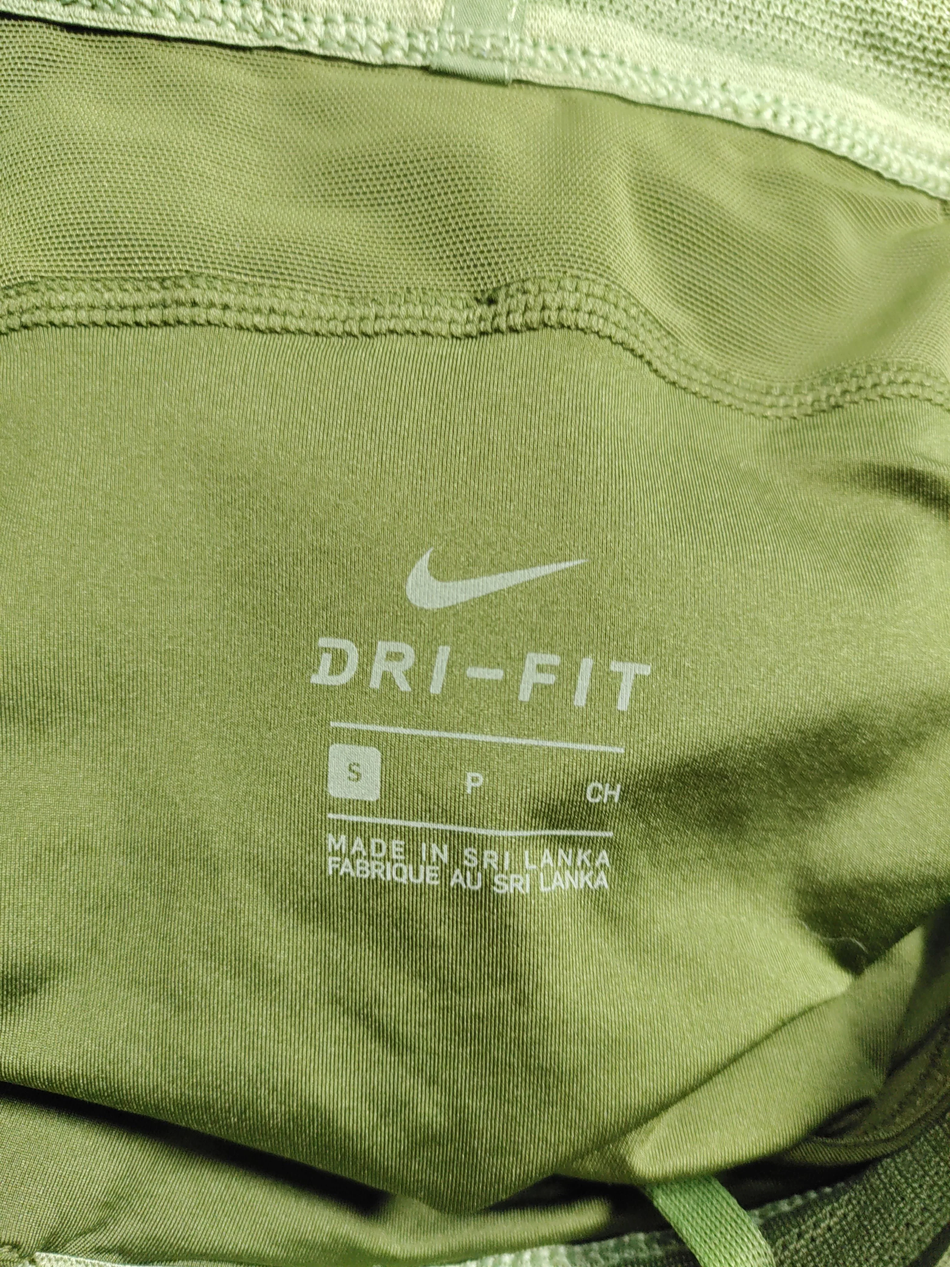 Nike Women's Shorts S Green Polyester with Elastane Sweat - Image 5