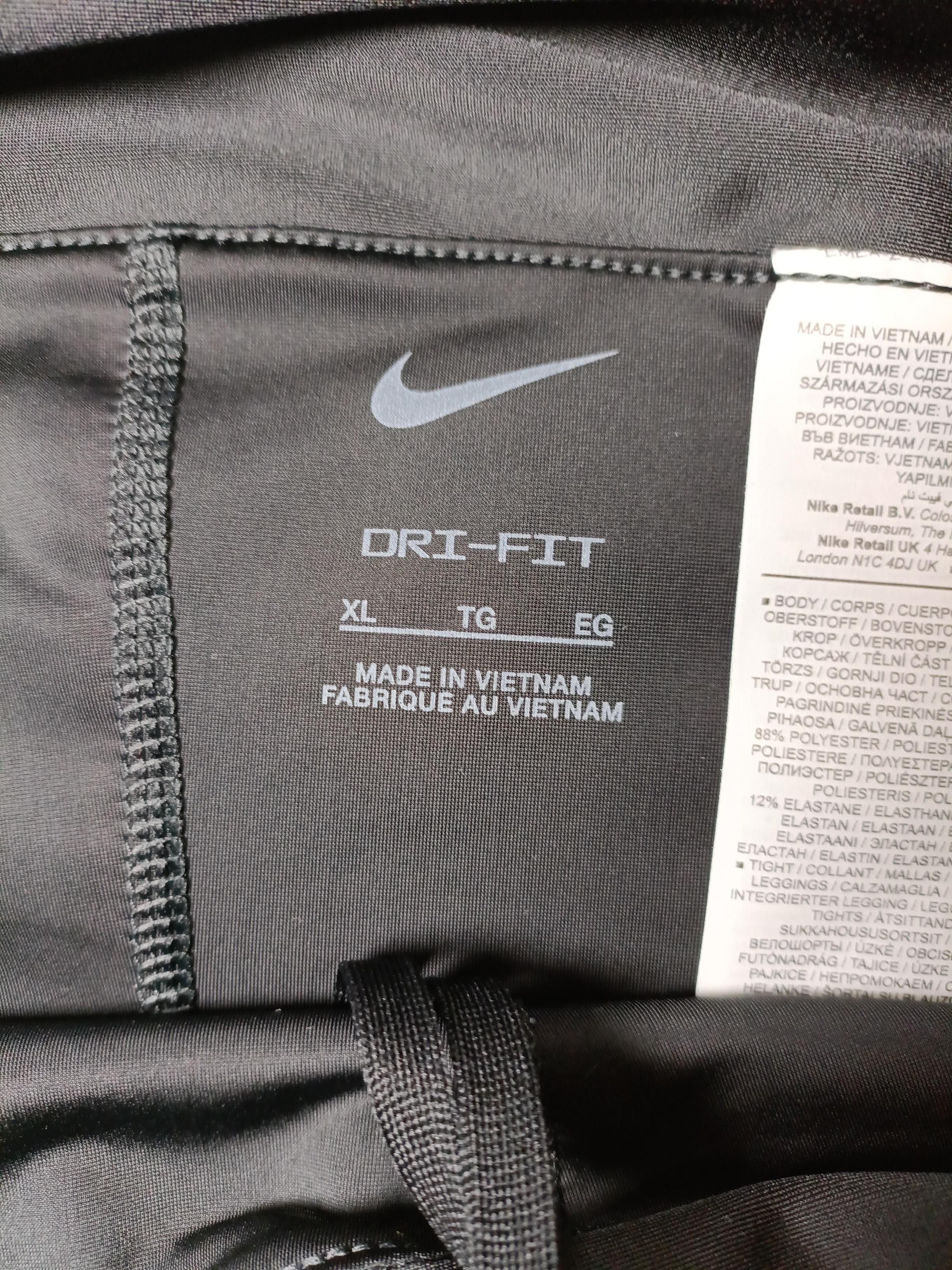 Nike Women's Shorts XL Black Polyester with Elastane Sweat - Image 6